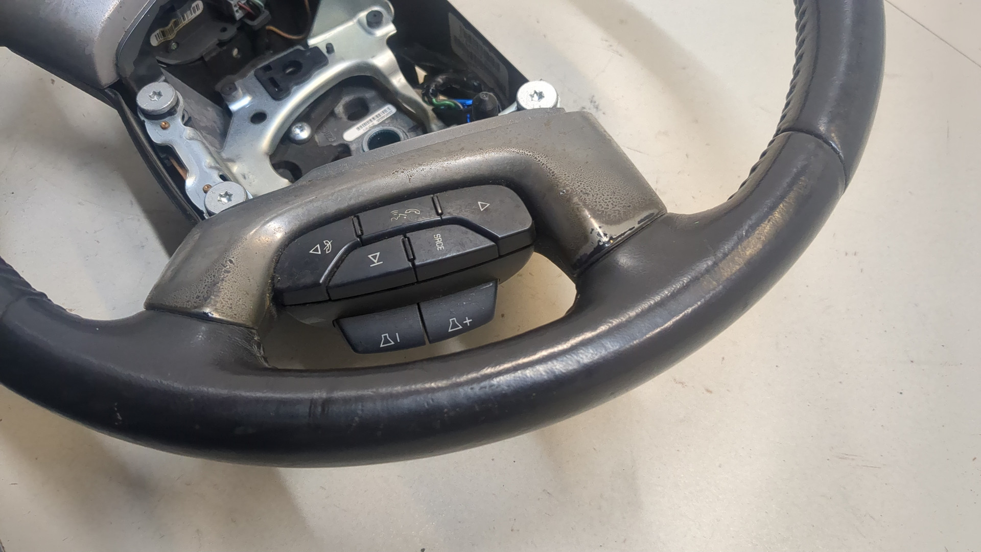 Рулевое колесо (руль)