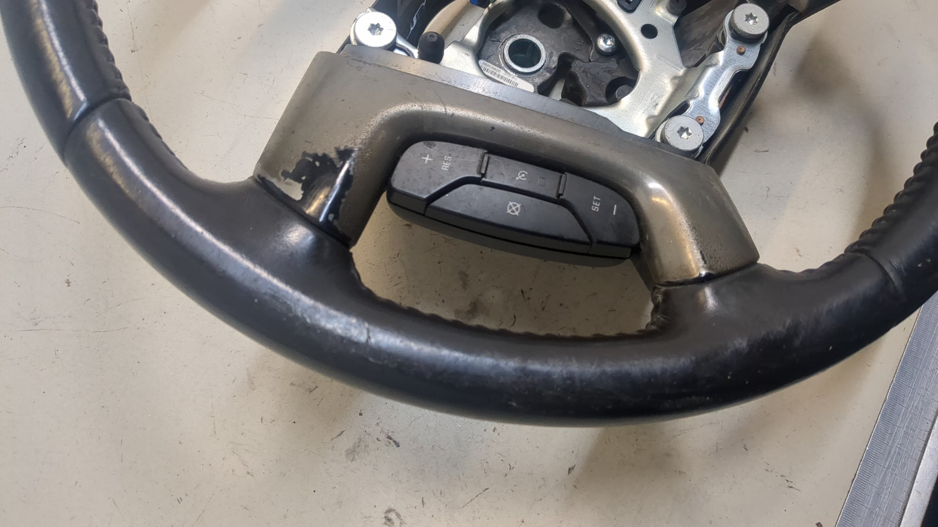 Рулевое колесо (руль)