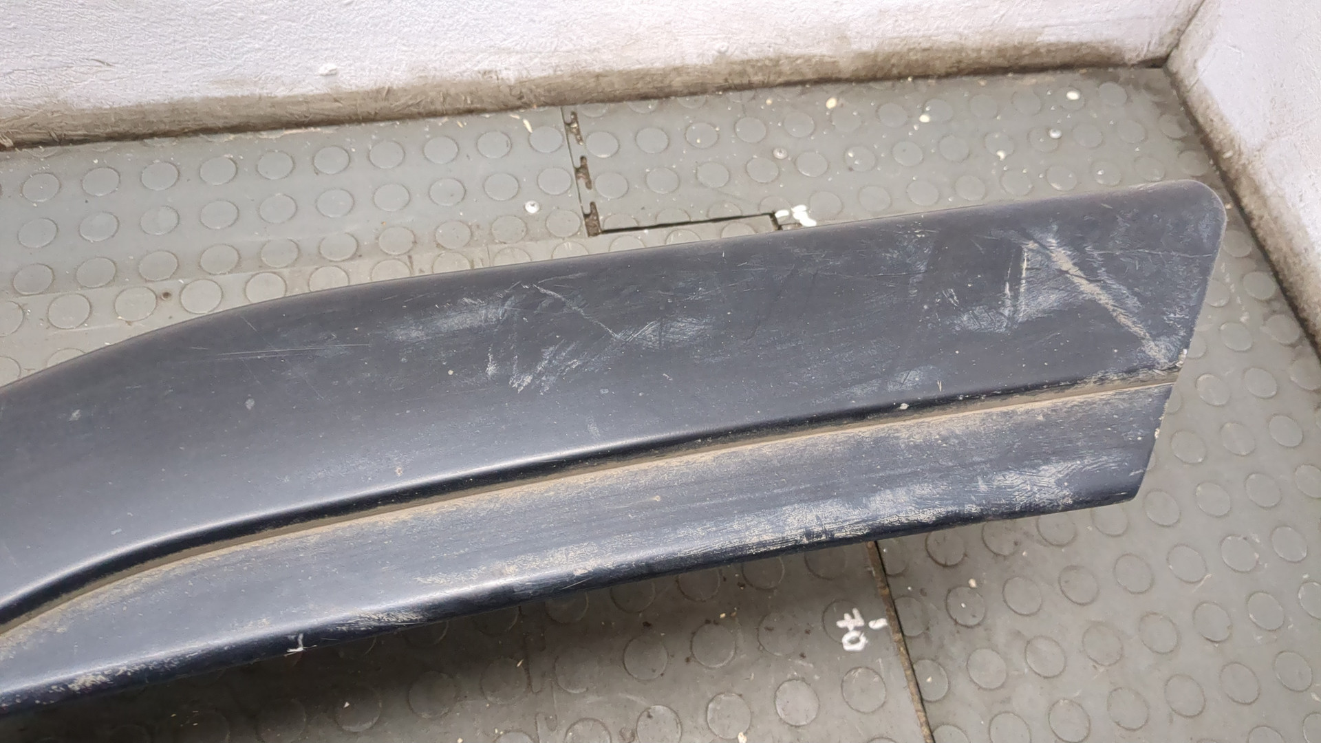 Подножка левая