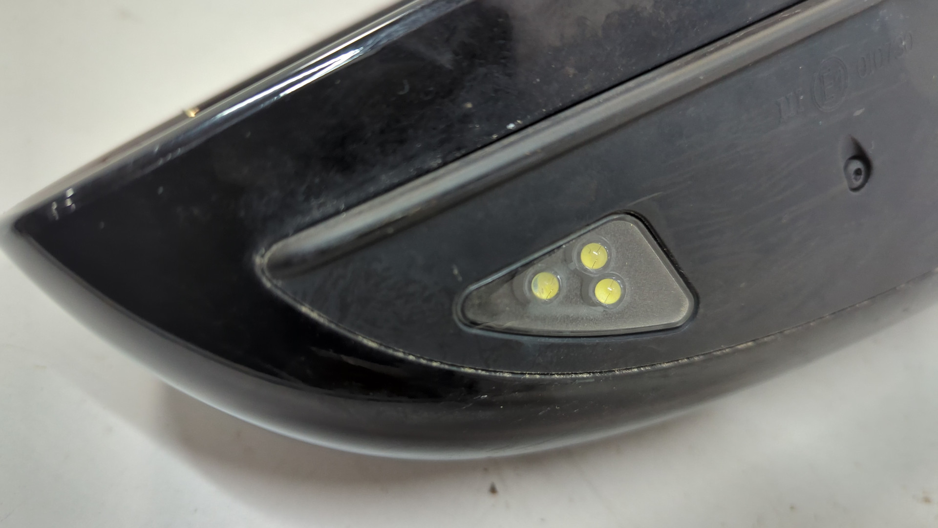 Зеркало левое электрическое