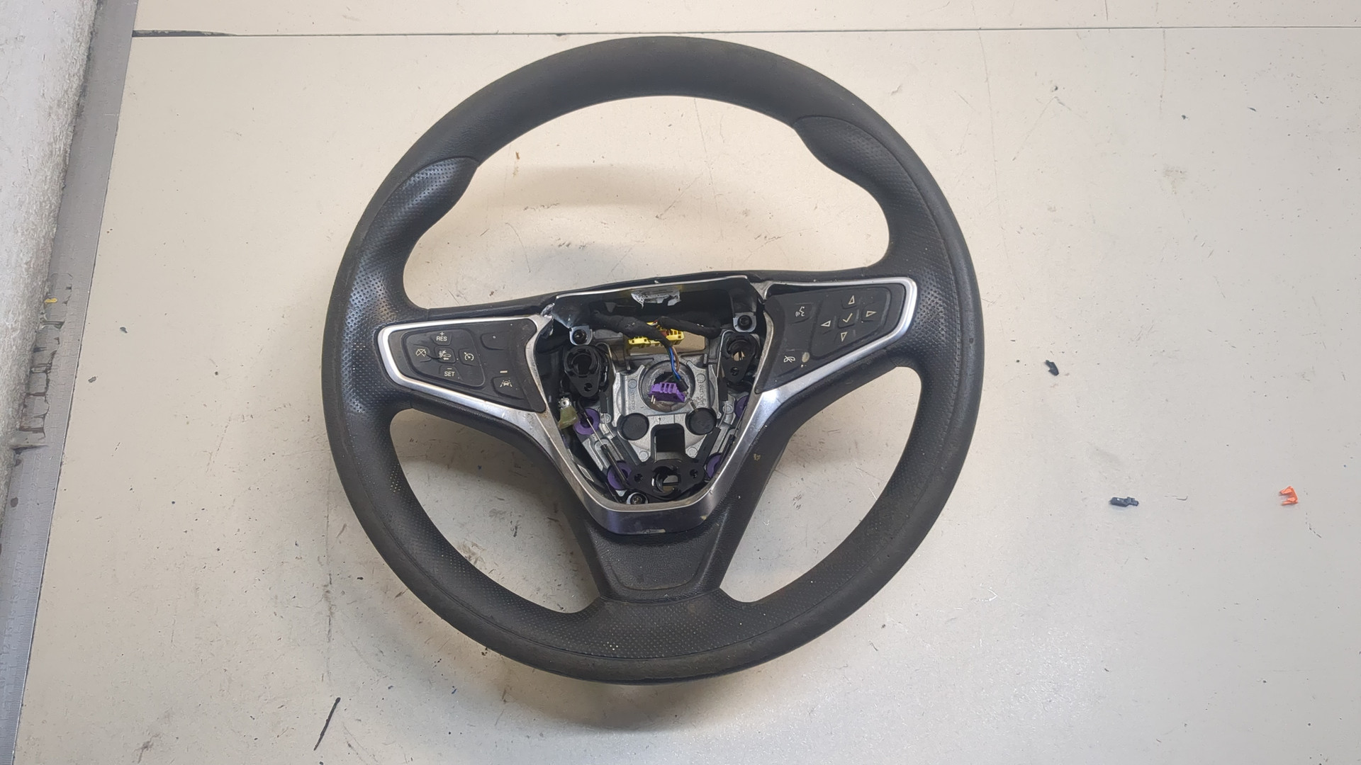 Рулевое колесо (руль)