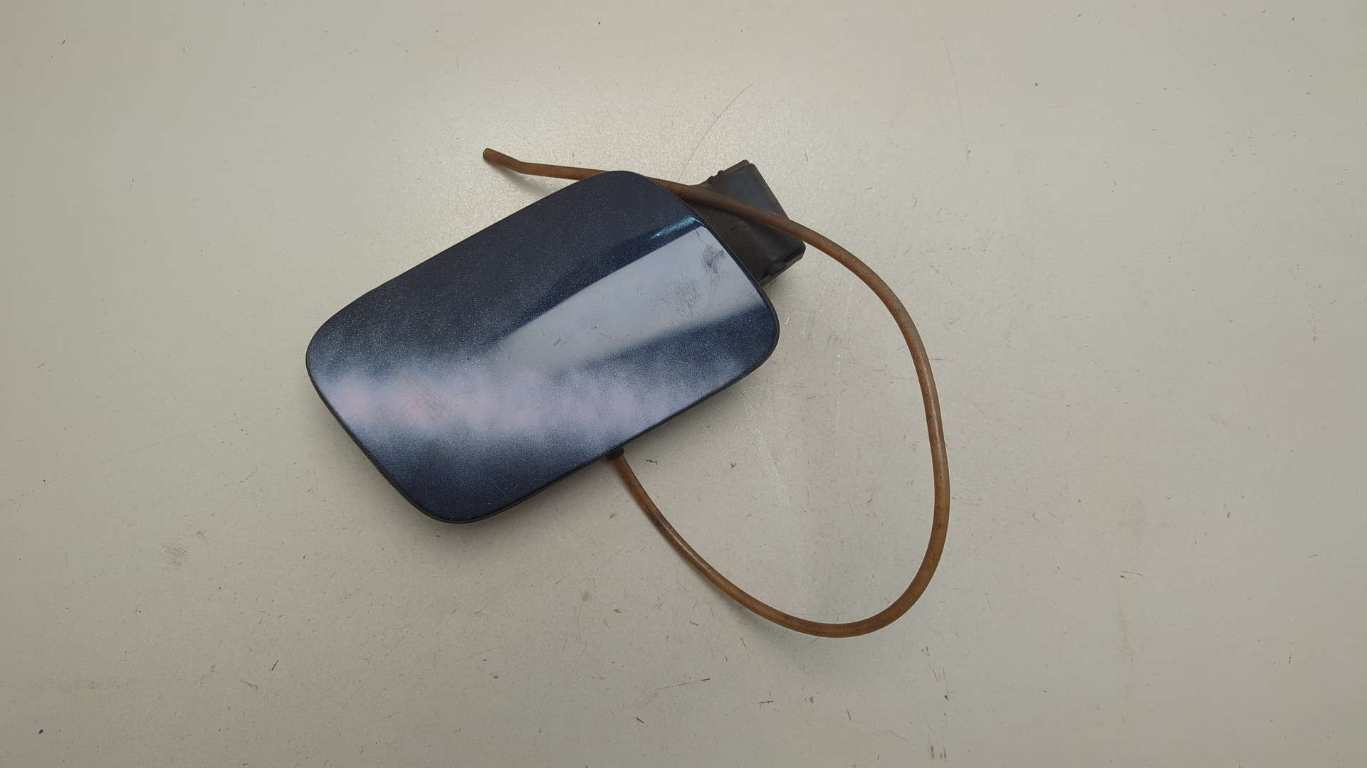 Лючок бензобака