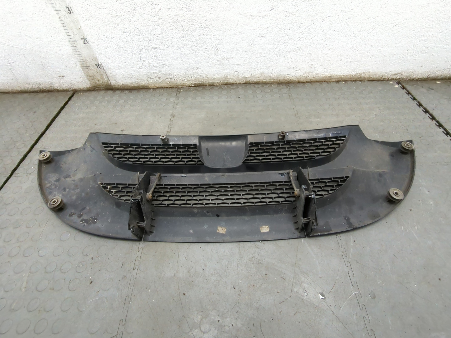 Решетка радиатора