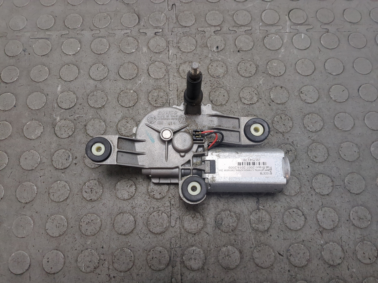 Моторчик стеклоочистителя задний