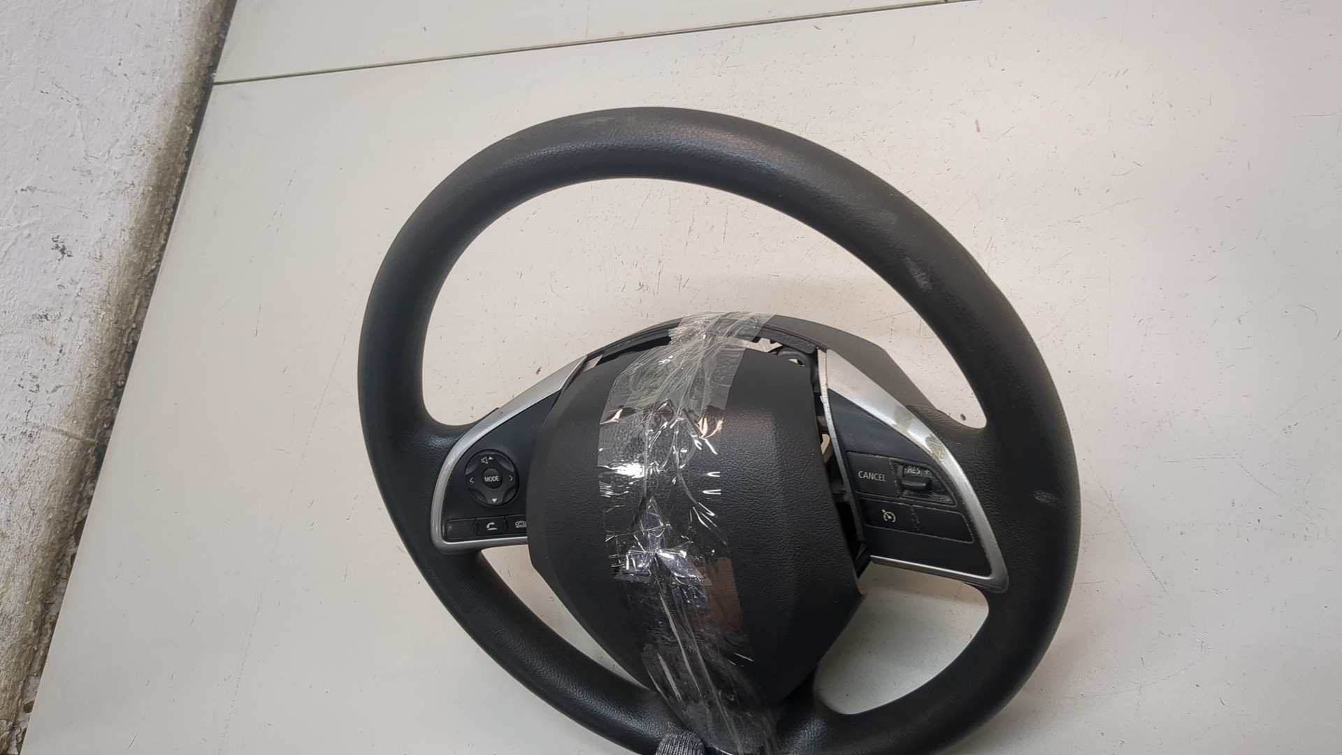 Рулевое колесо (руль)