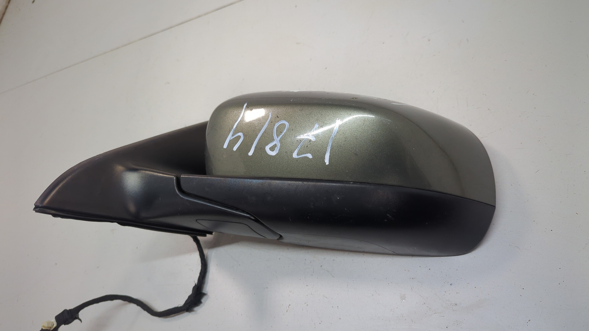 Зеркало левое электрическое