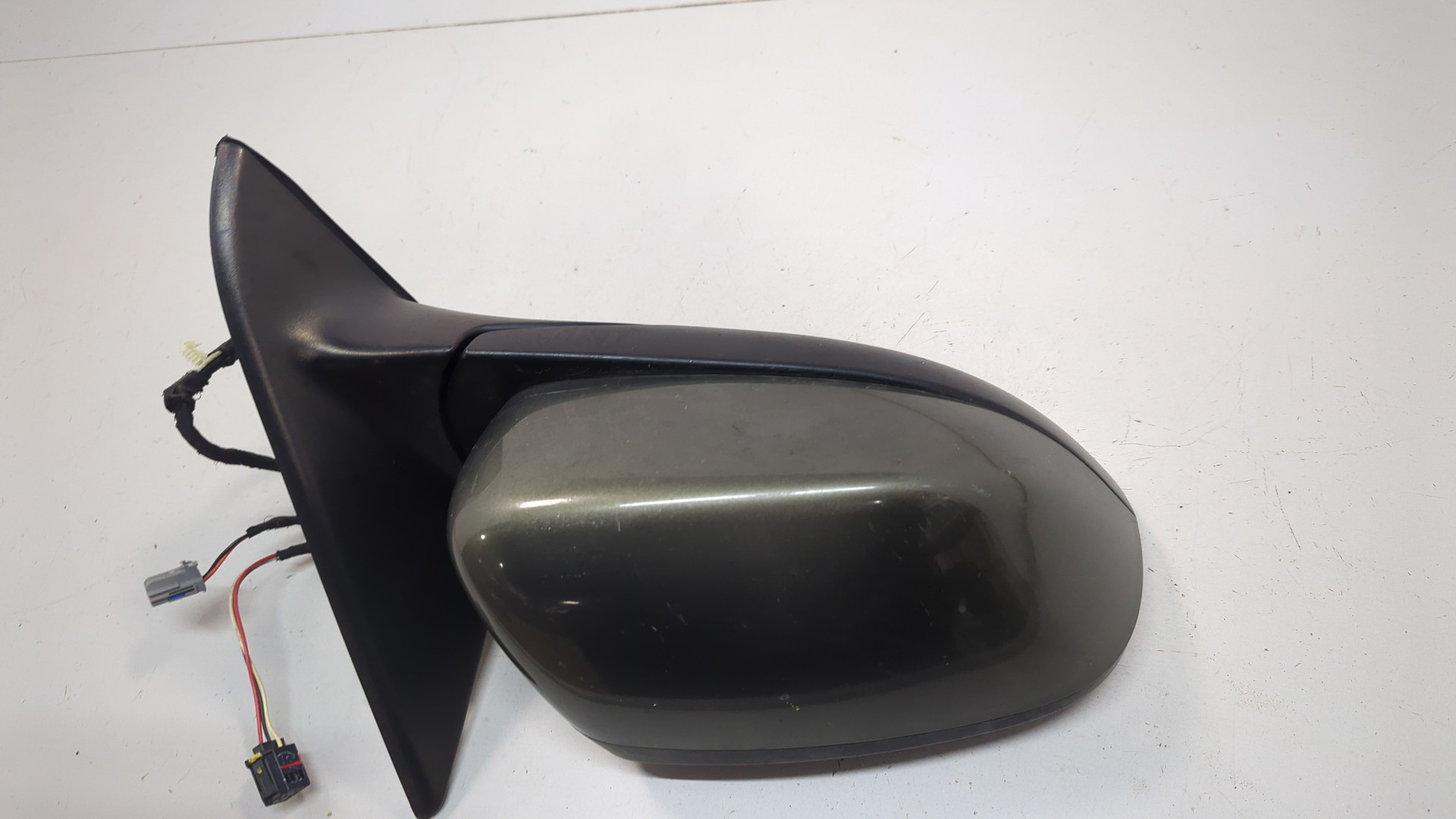 Зеркало правое электрическое