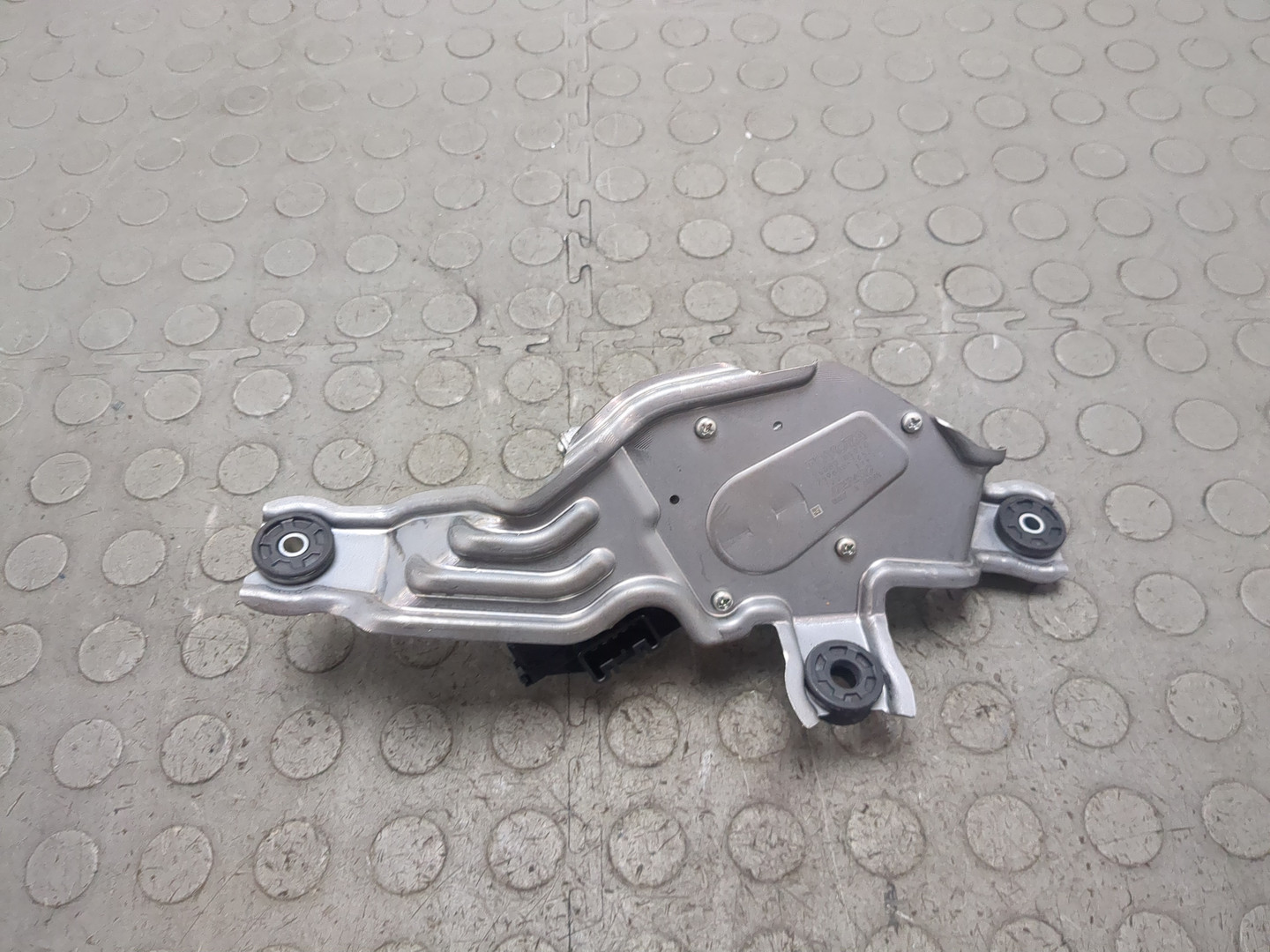 Моторчик стеклоочистителя задний