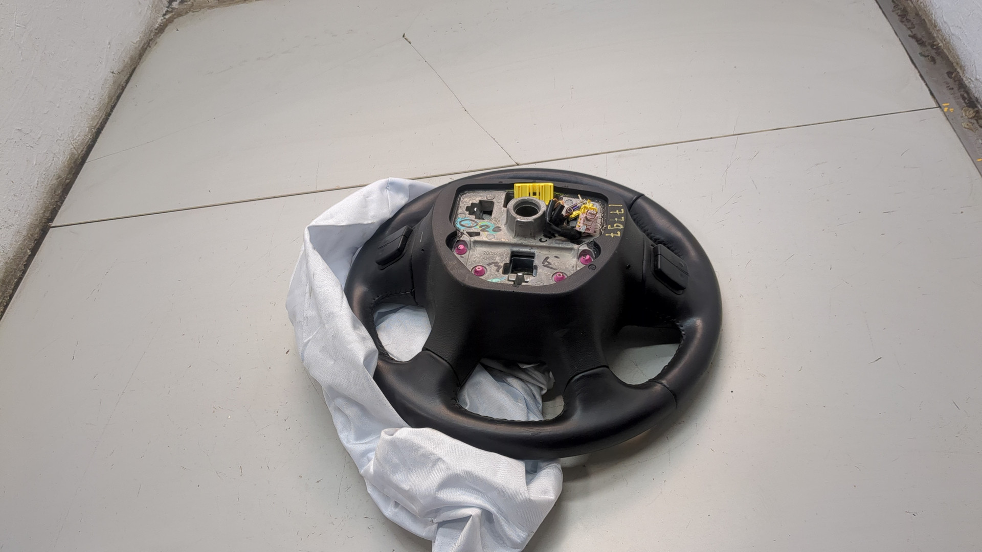 Рулевое колесо (руль)