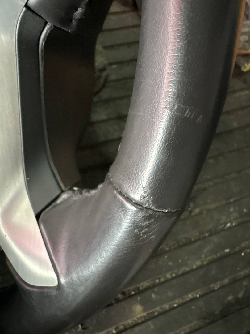 Рулевое колесо (руль)