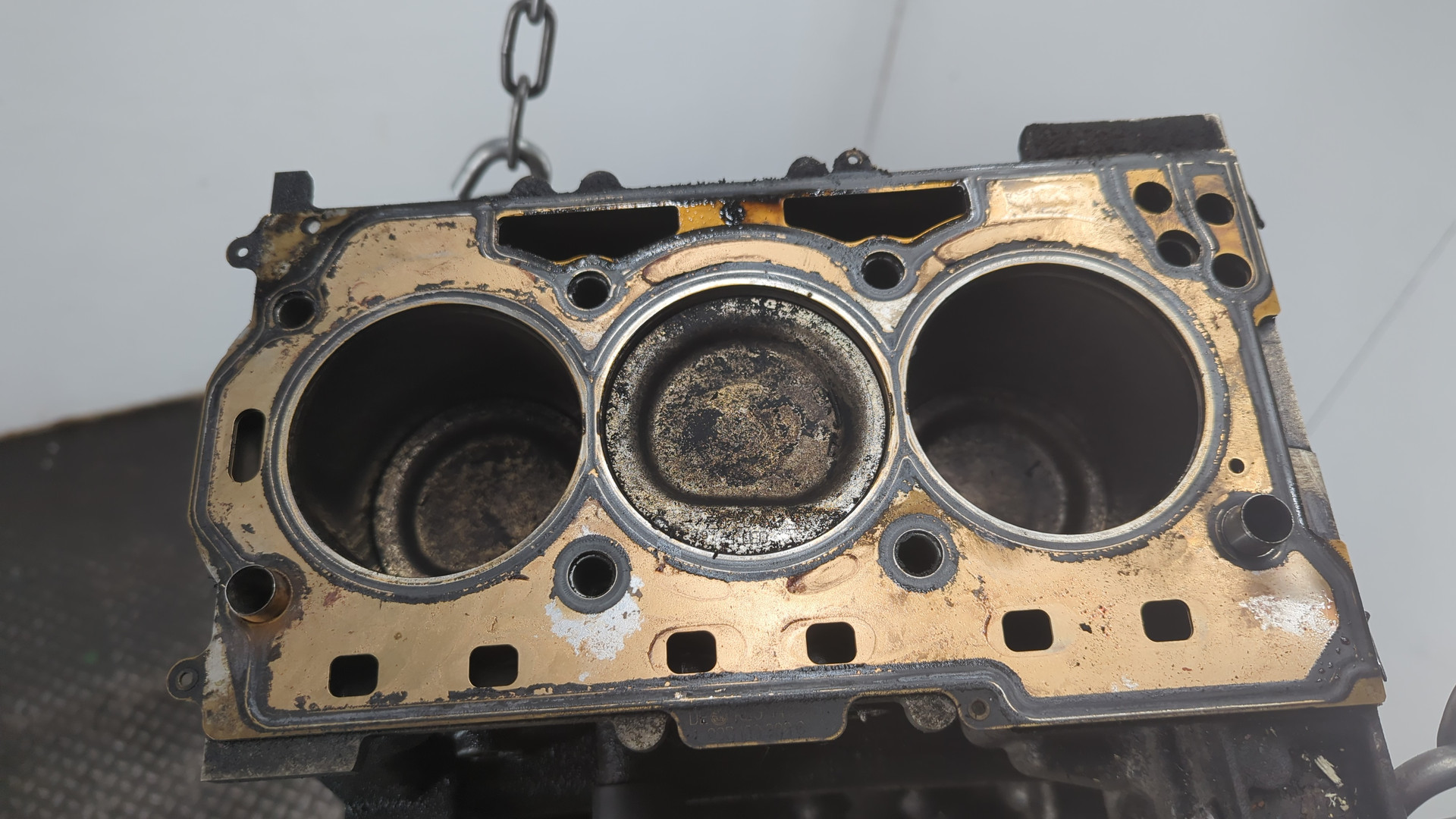 Блок двигателя