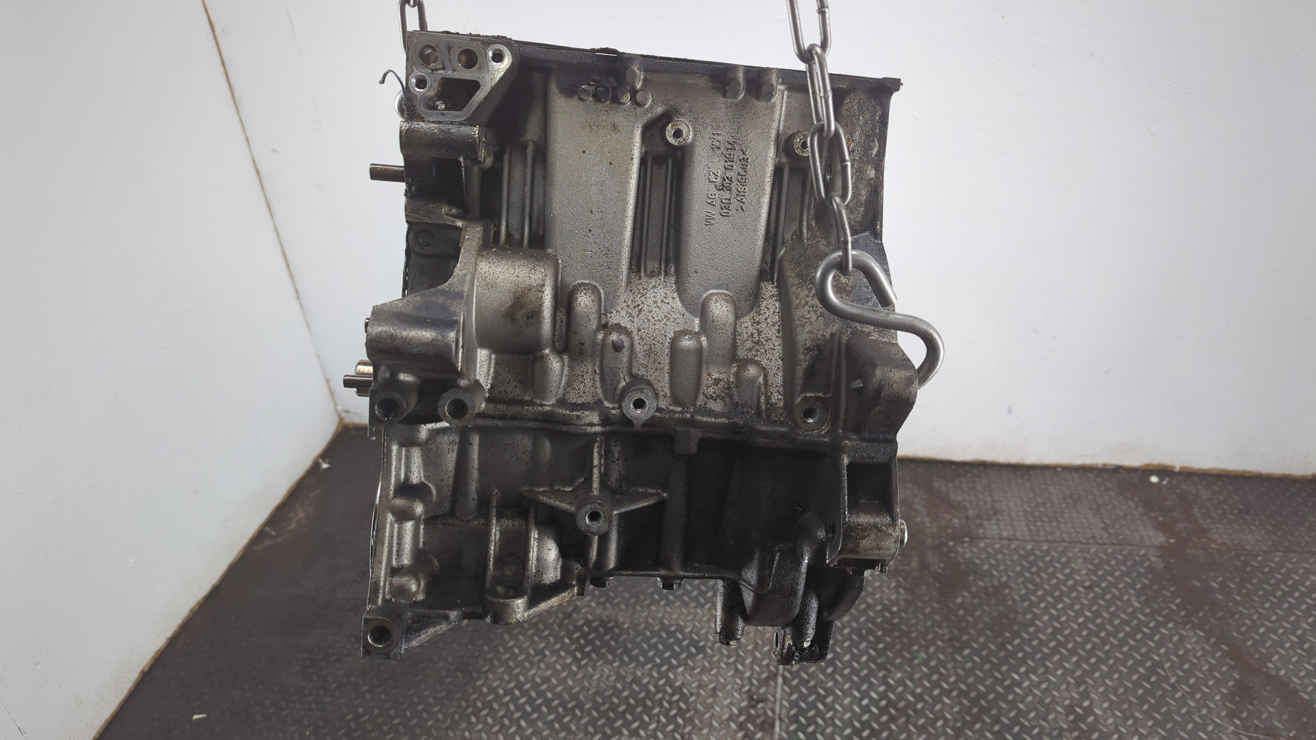 Блок двигателя