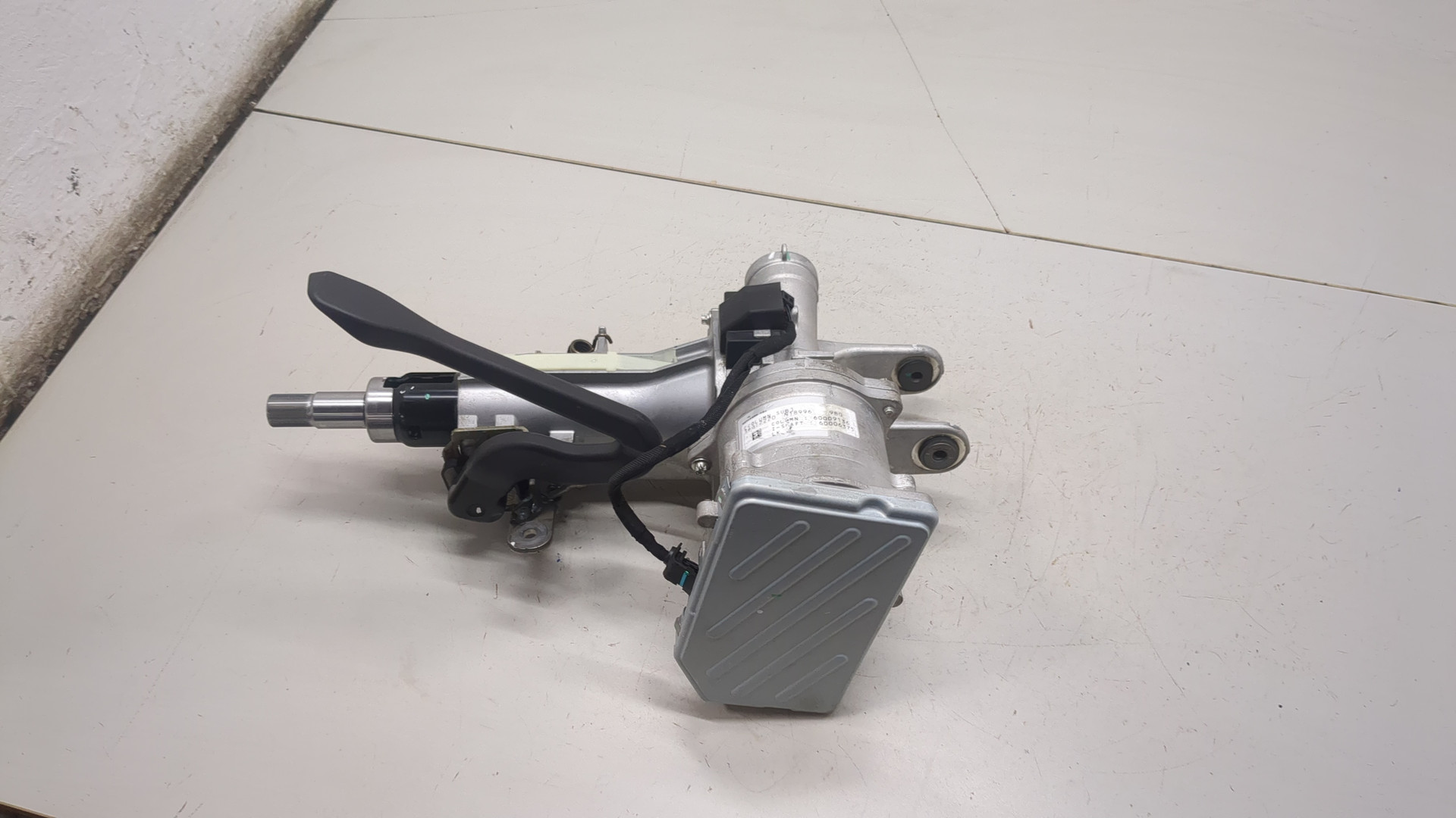 Серводвигатель рулевой рейки