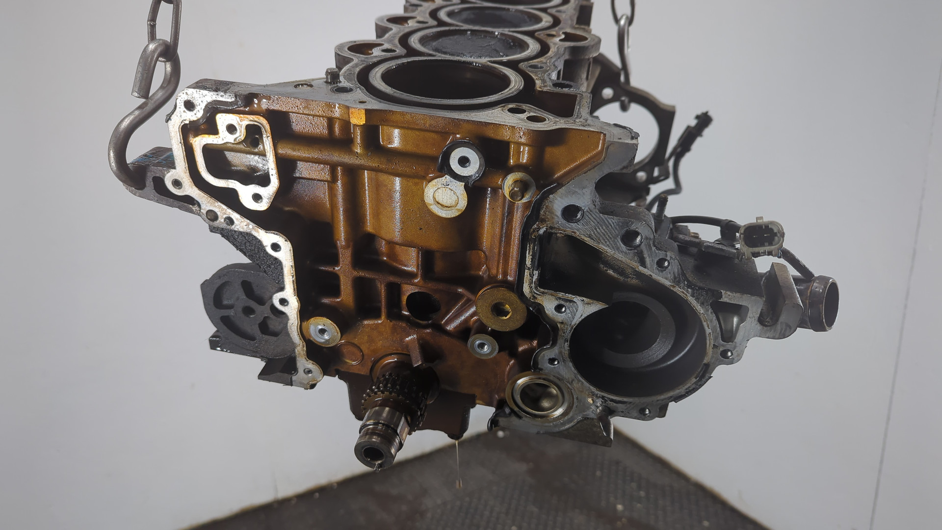 Блок двигателя