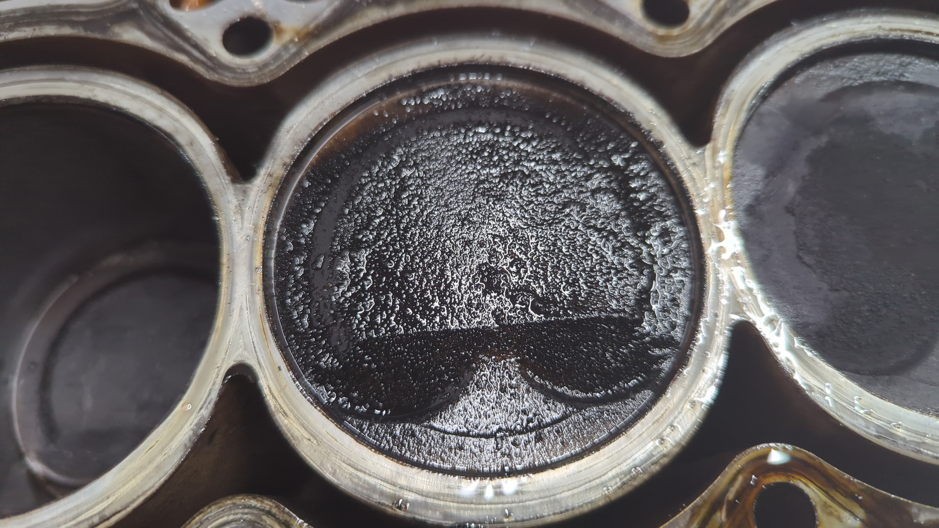 Блок двигателя