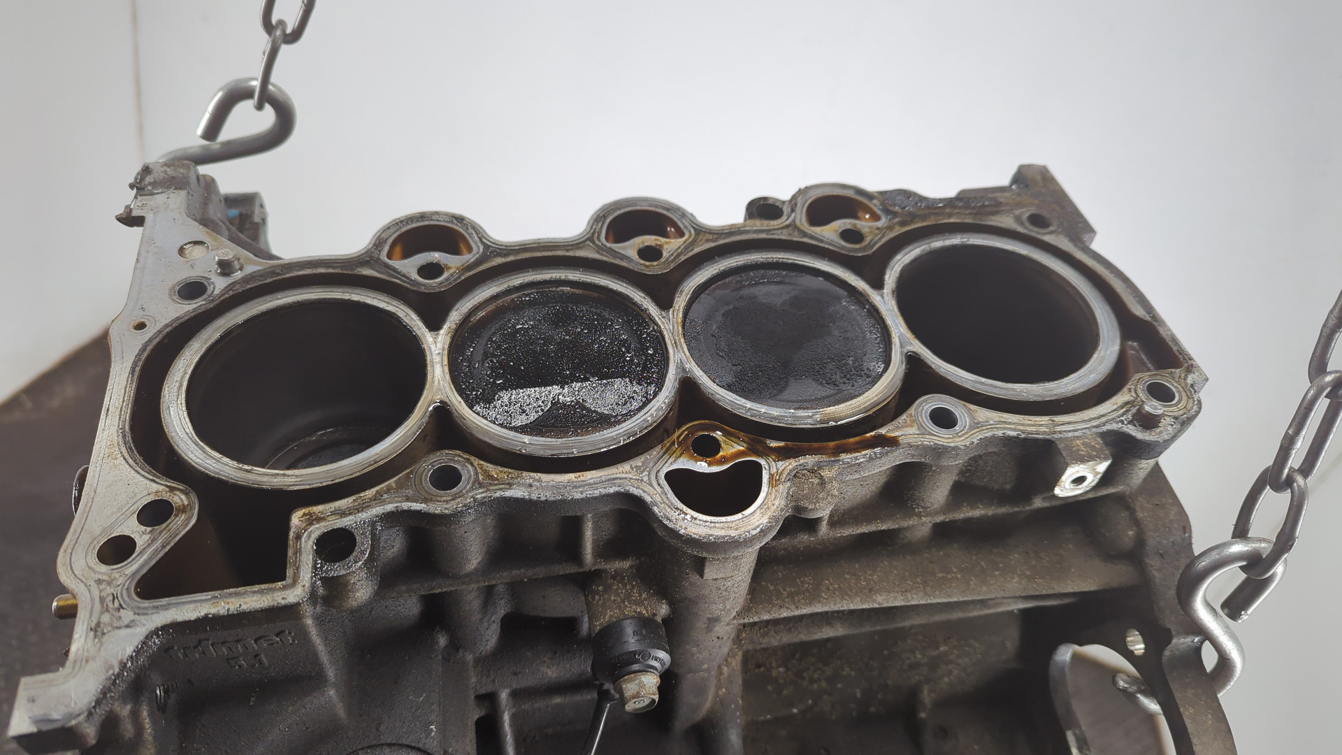 Блок двигателя