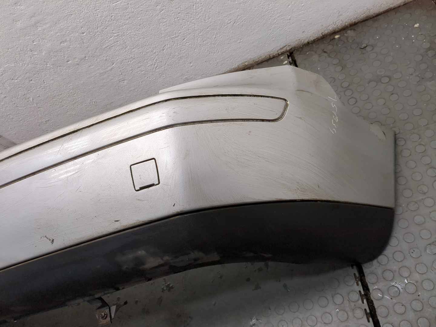 Бампер задний