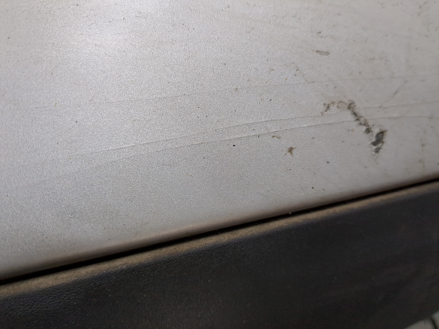 Бампер задний