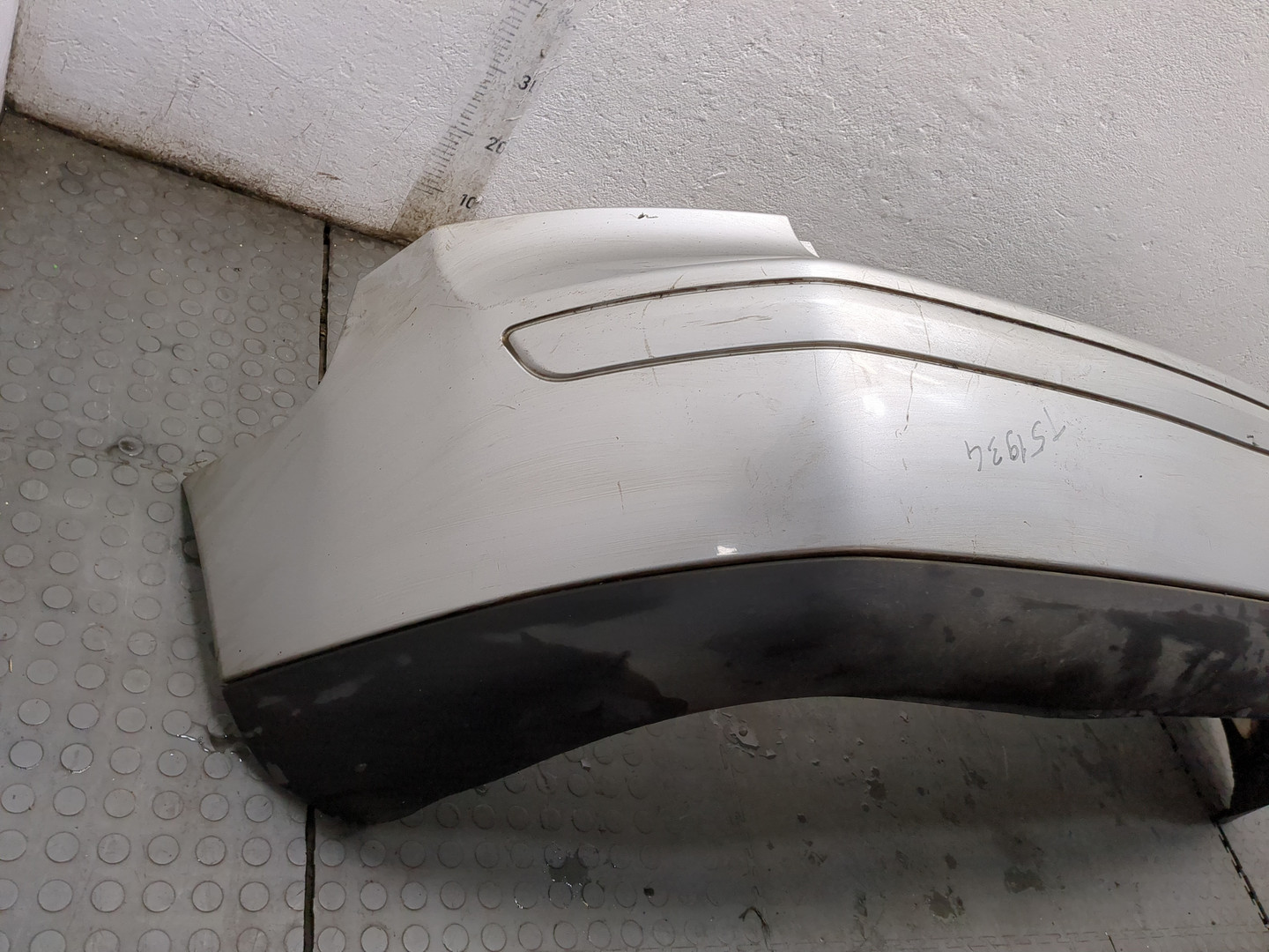 Бампер задний