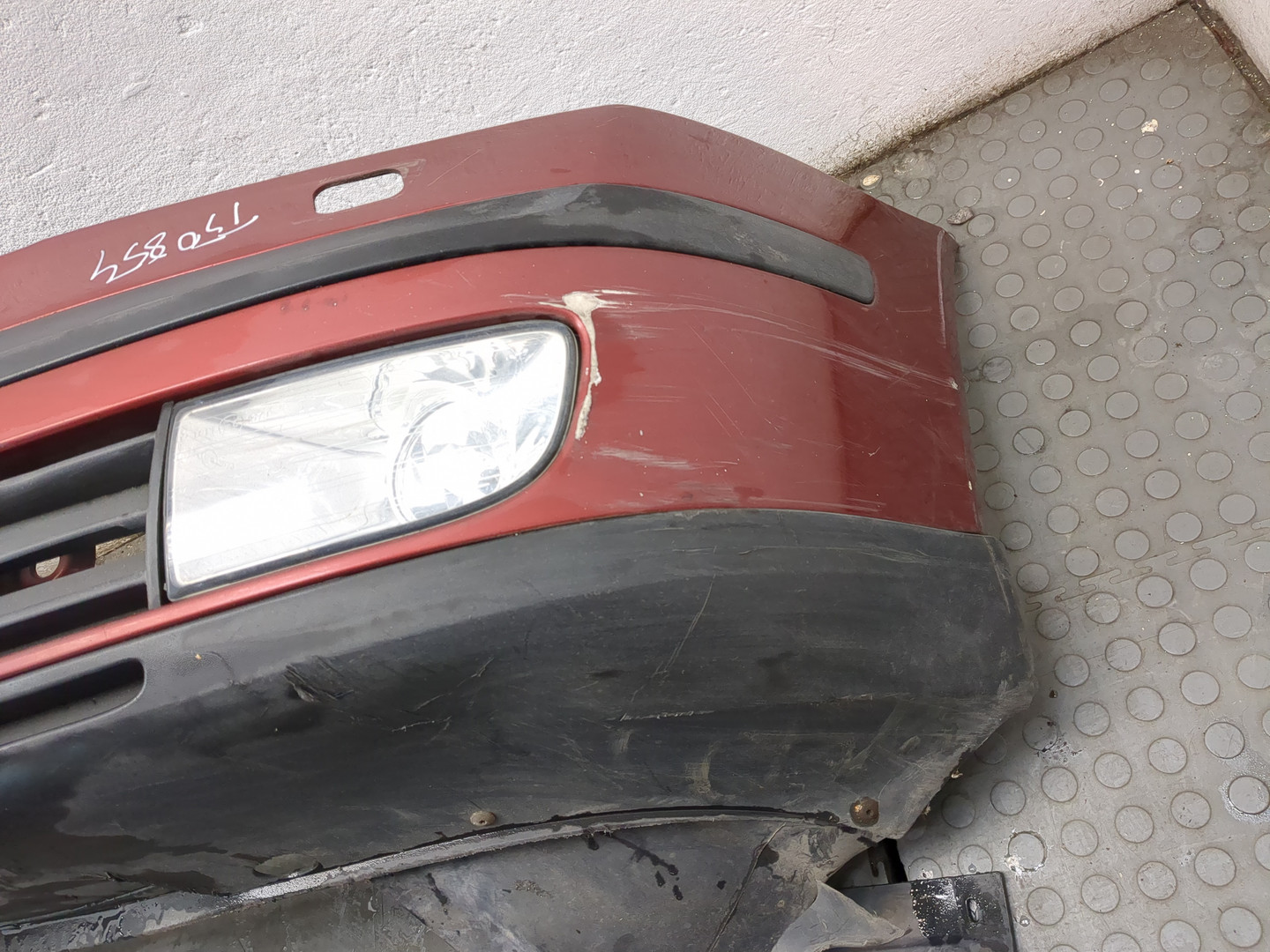 Бампер передний