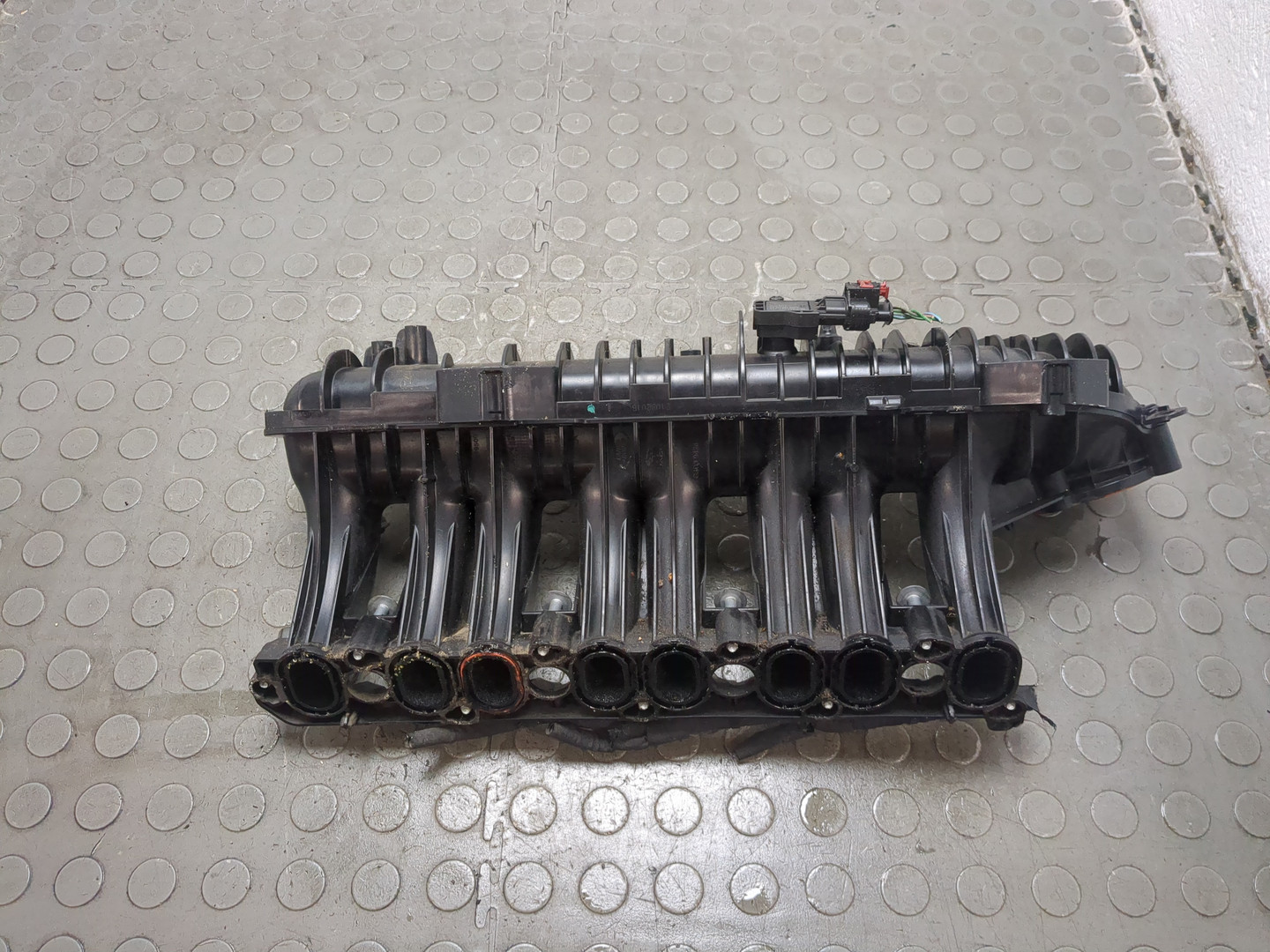 Коллектор впускной