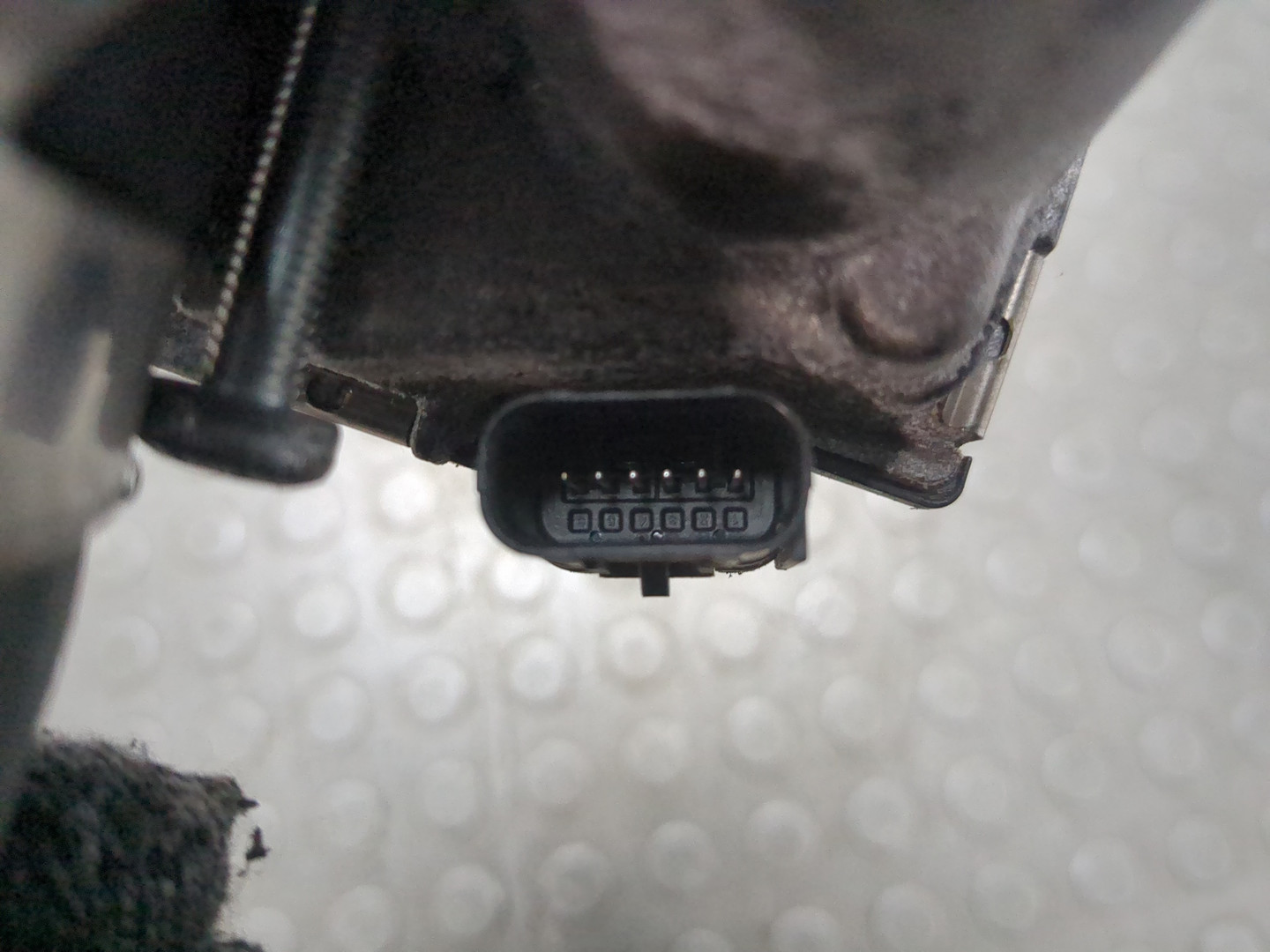 Заслонка дроссельная электрическая