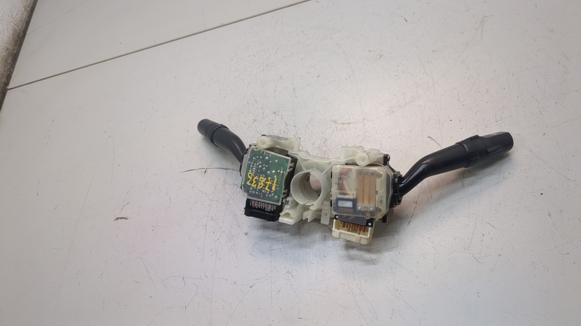 Переключатель подрулевой