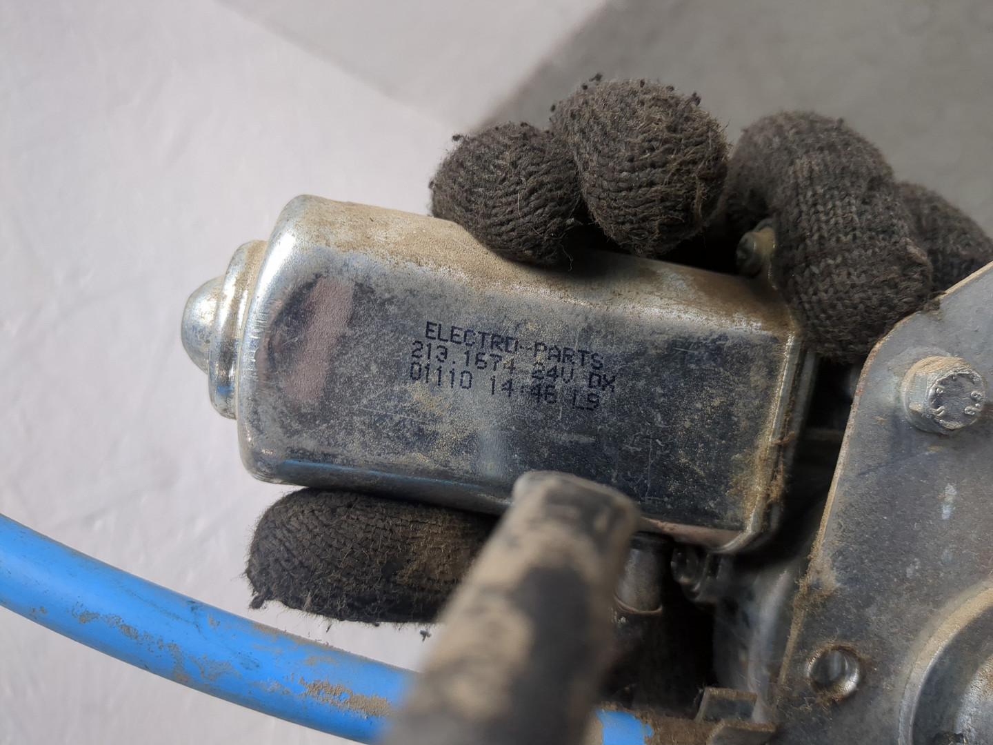 Стеклоподъемник электр. передний правый