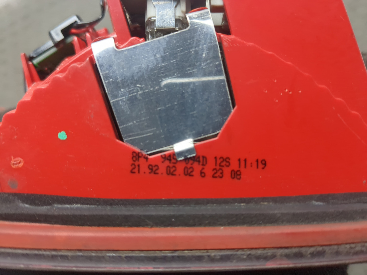 Фонарь задний внутренний правый