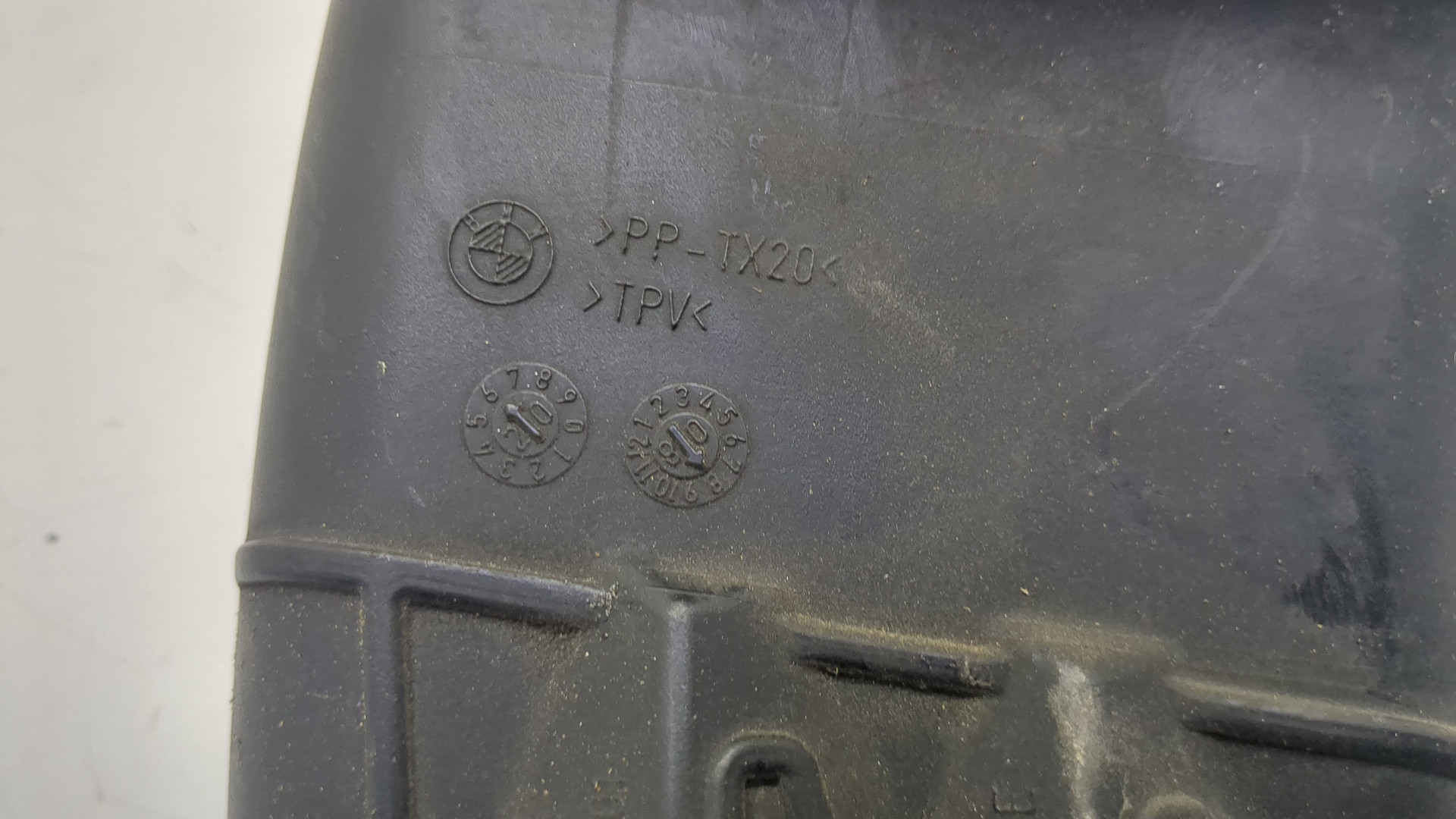 Патрубок воздушного фильтра