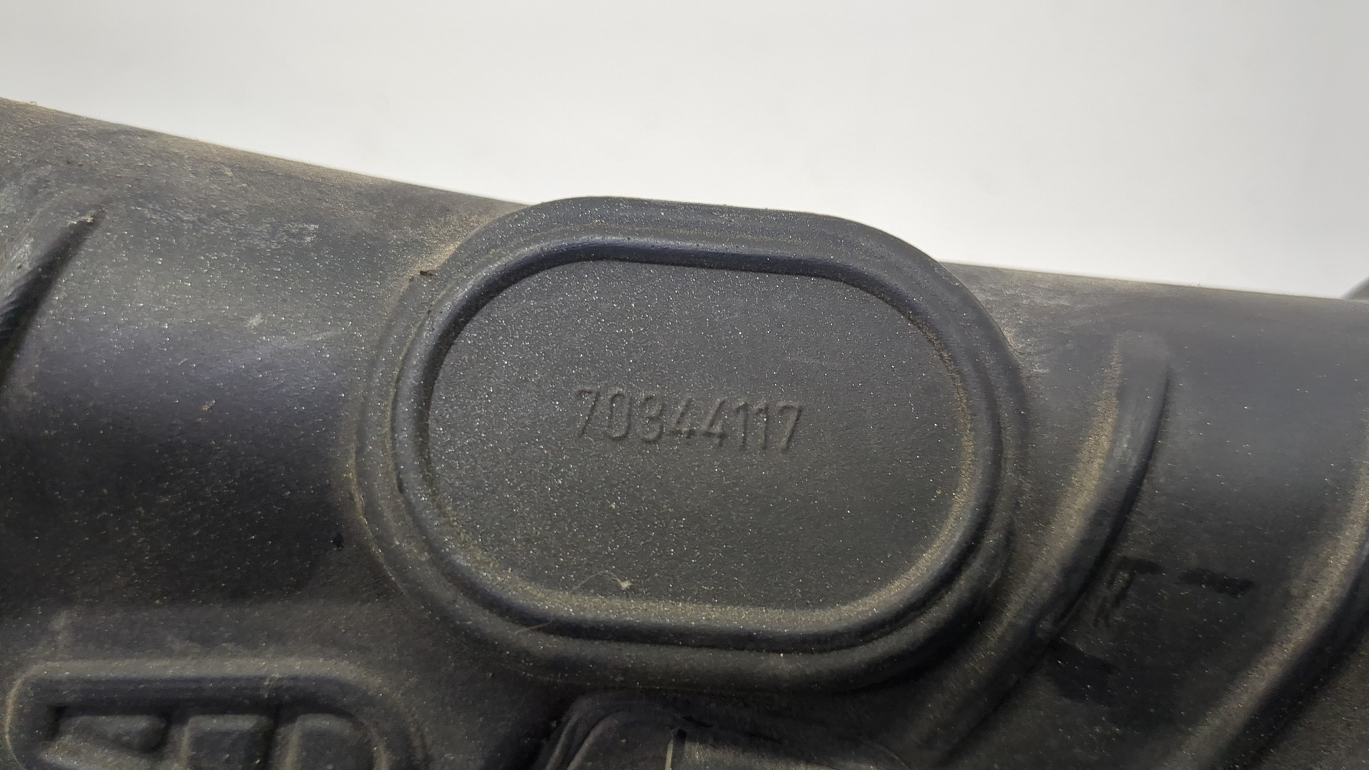 Патрубок воздушного фильтра