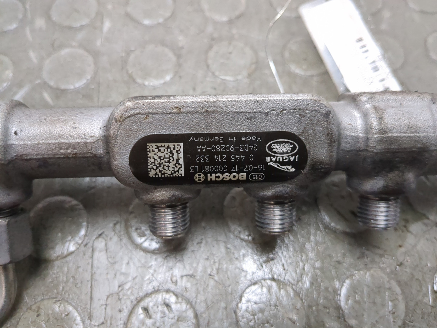 Рейка топливная (рампа)