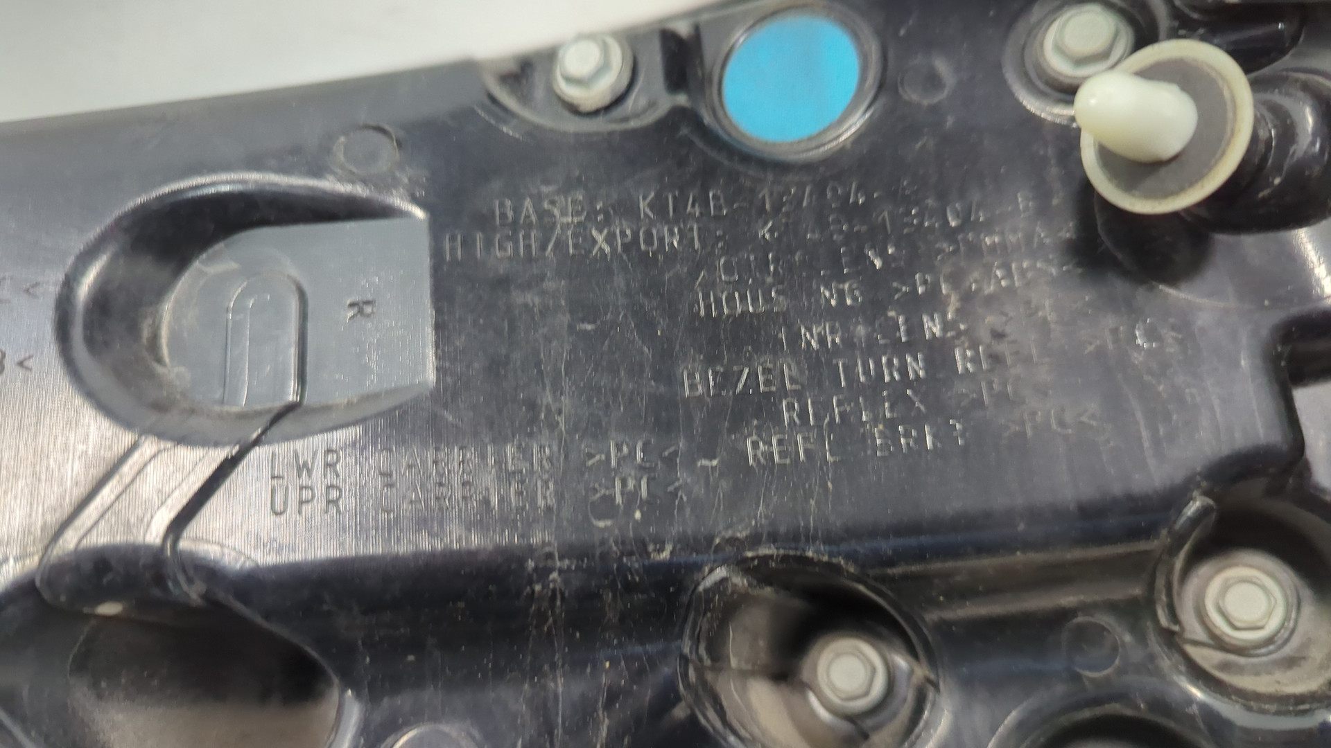 Фонарь задний правый