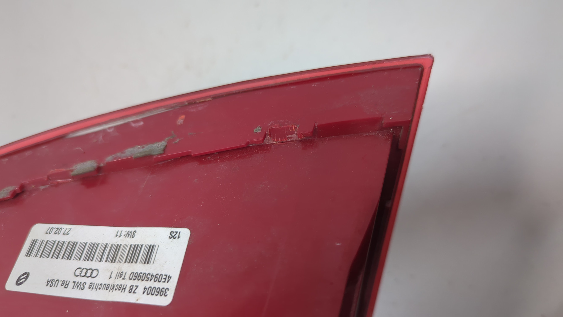 Фонарь задний правый