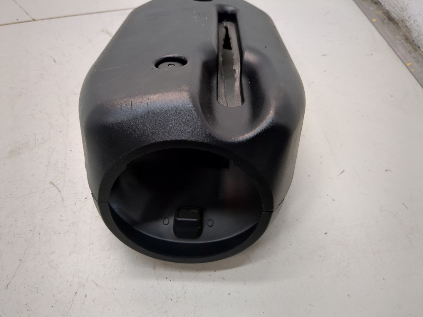 Кожух рулевой колонки