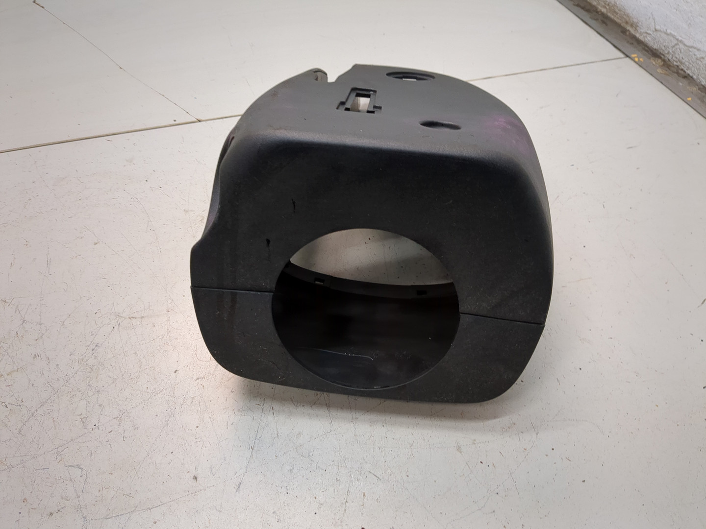 Кожух рулевой колонки