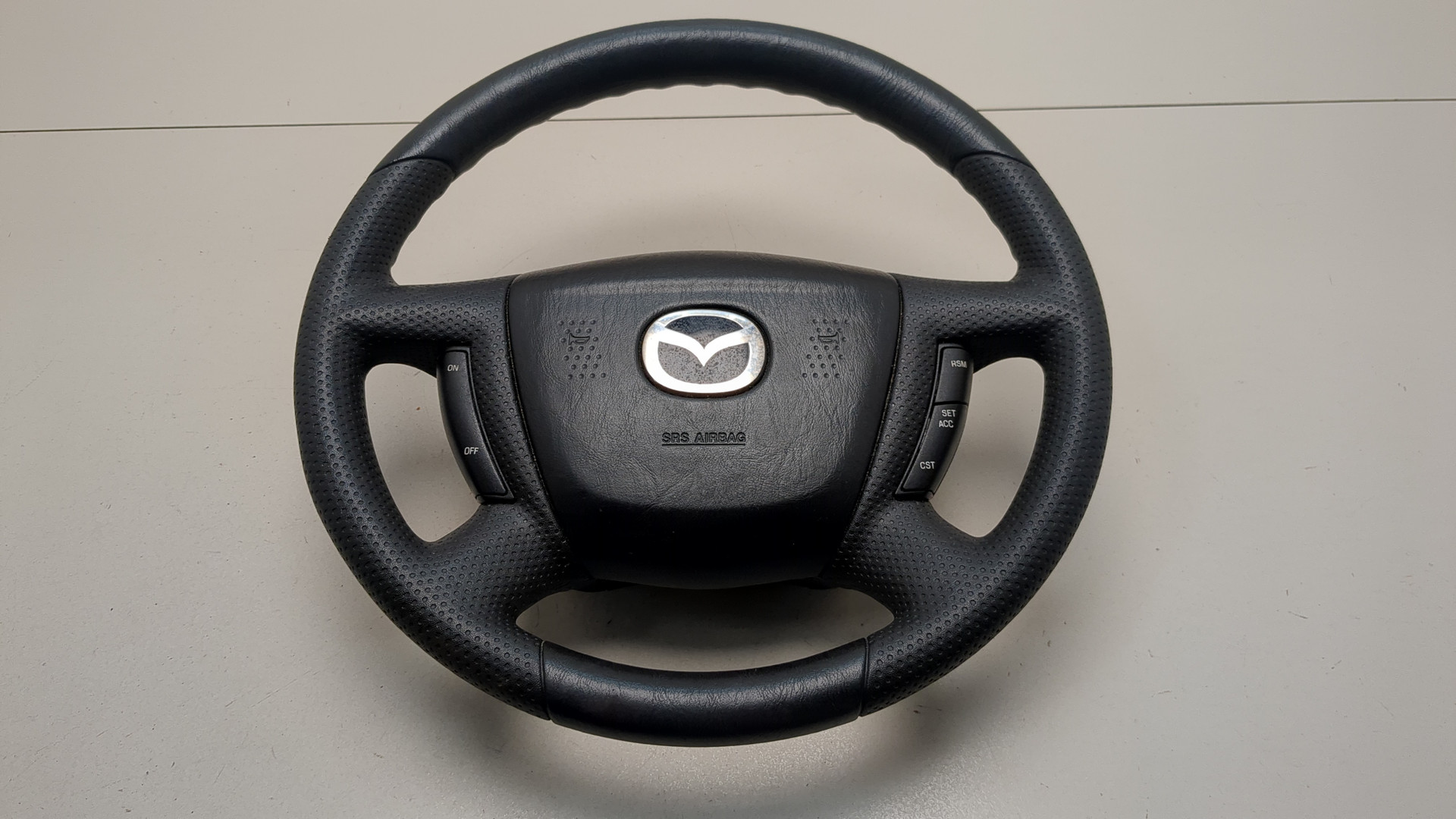 Рулевое колесо (руль)