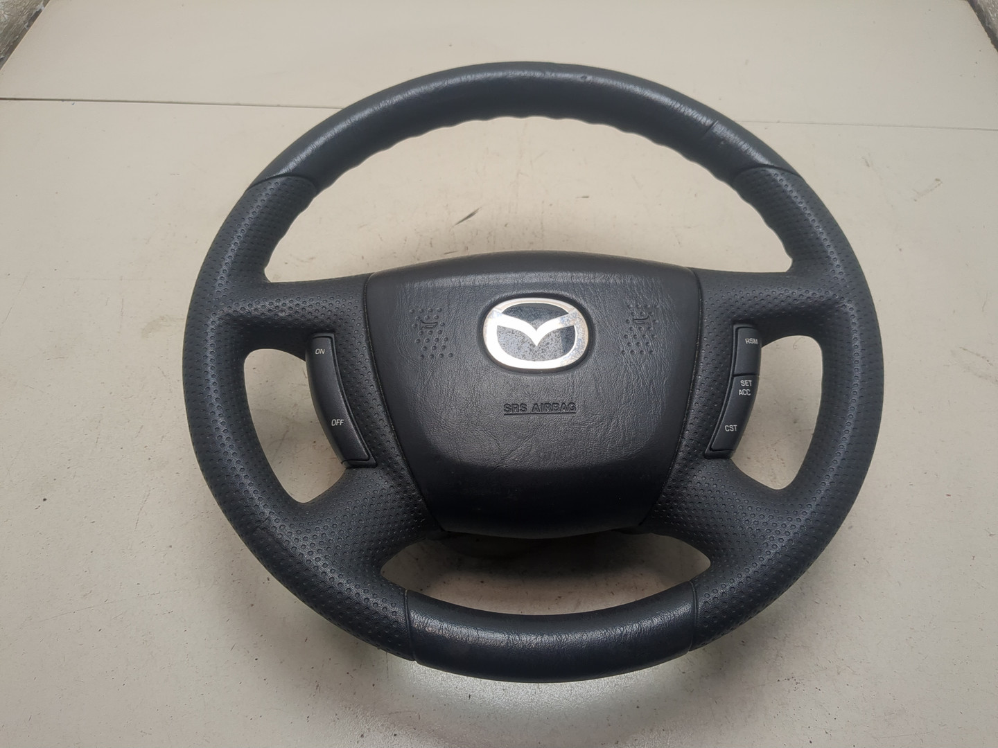 Рулевое колесо (руль)