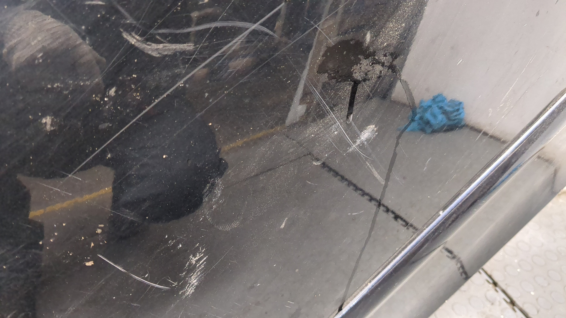 Дверь задняя правая