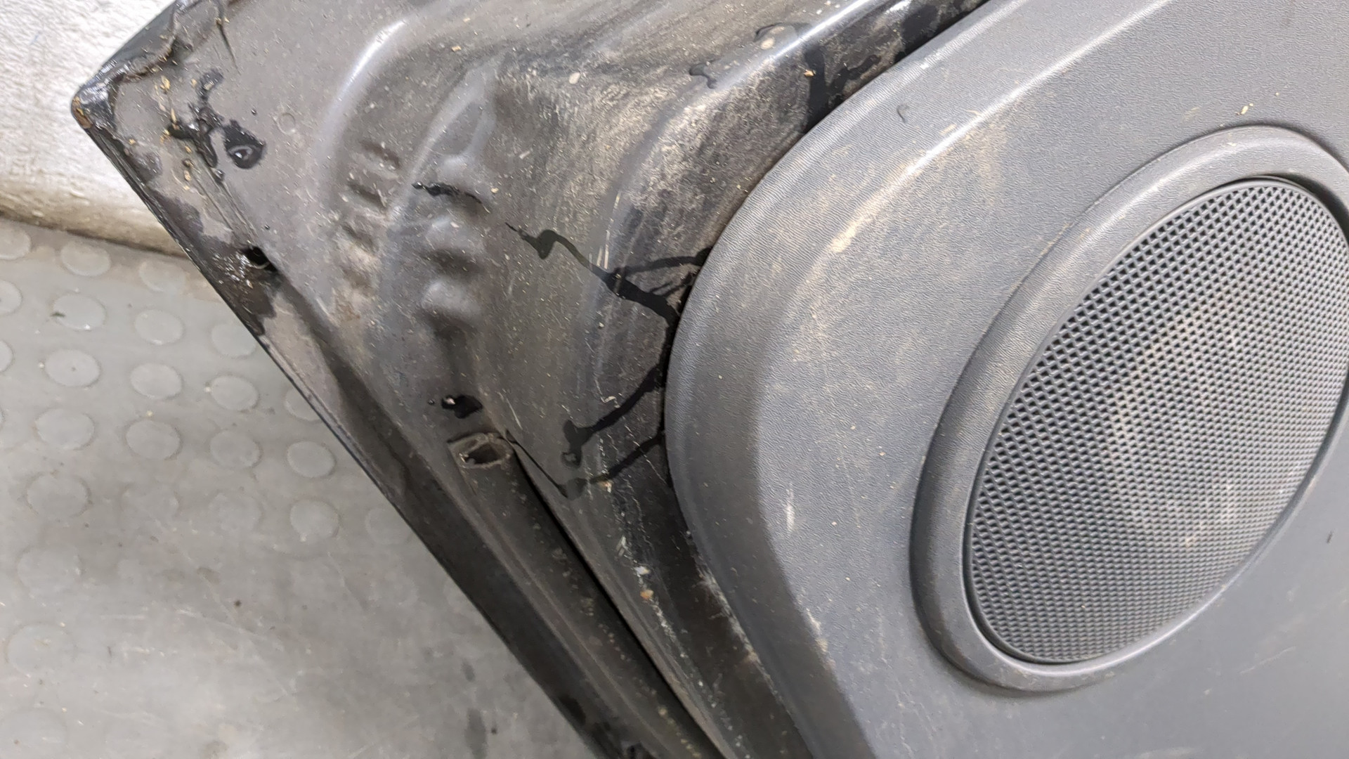 Дверь задняя правая