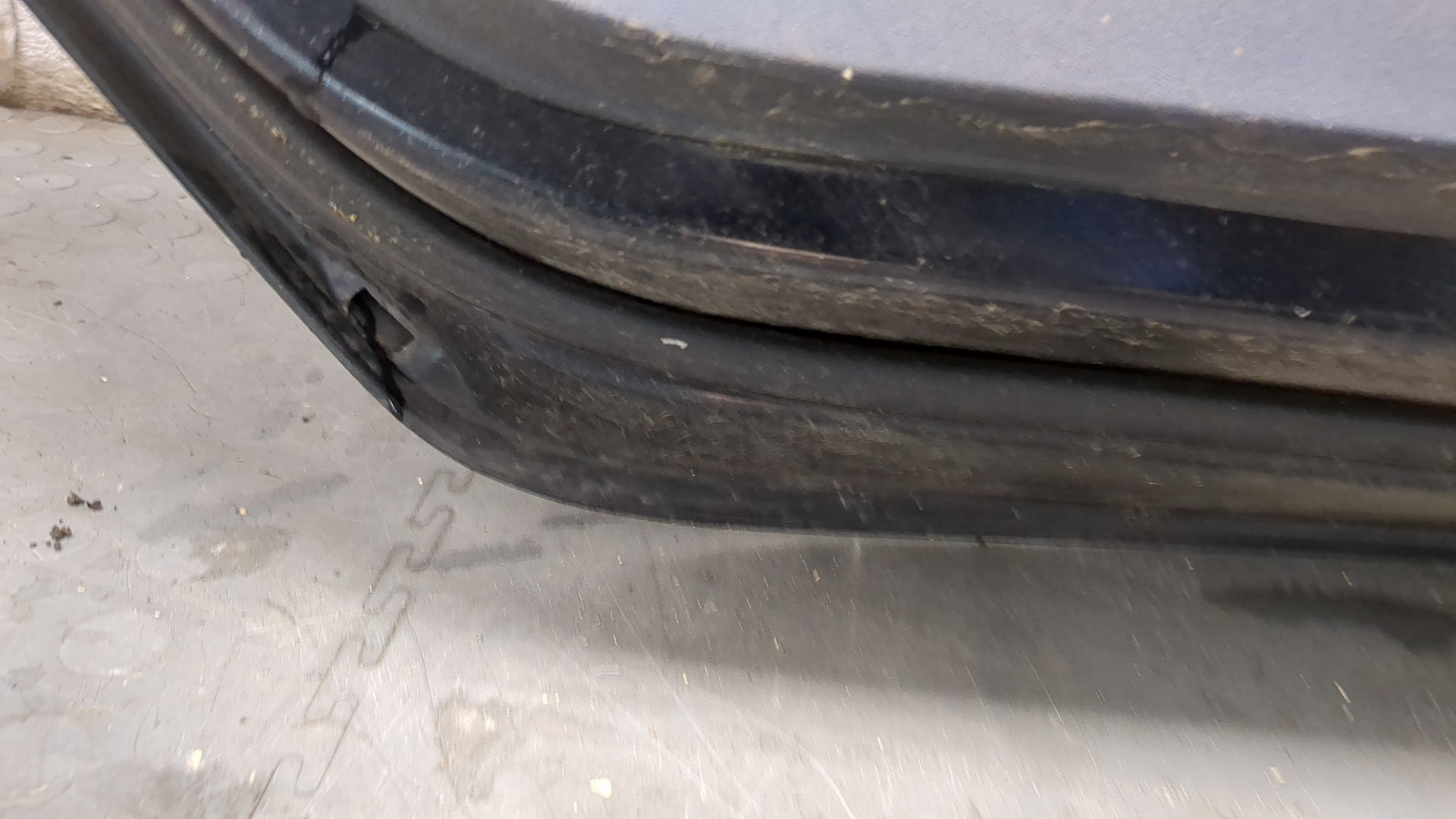 Дверь задняя правая