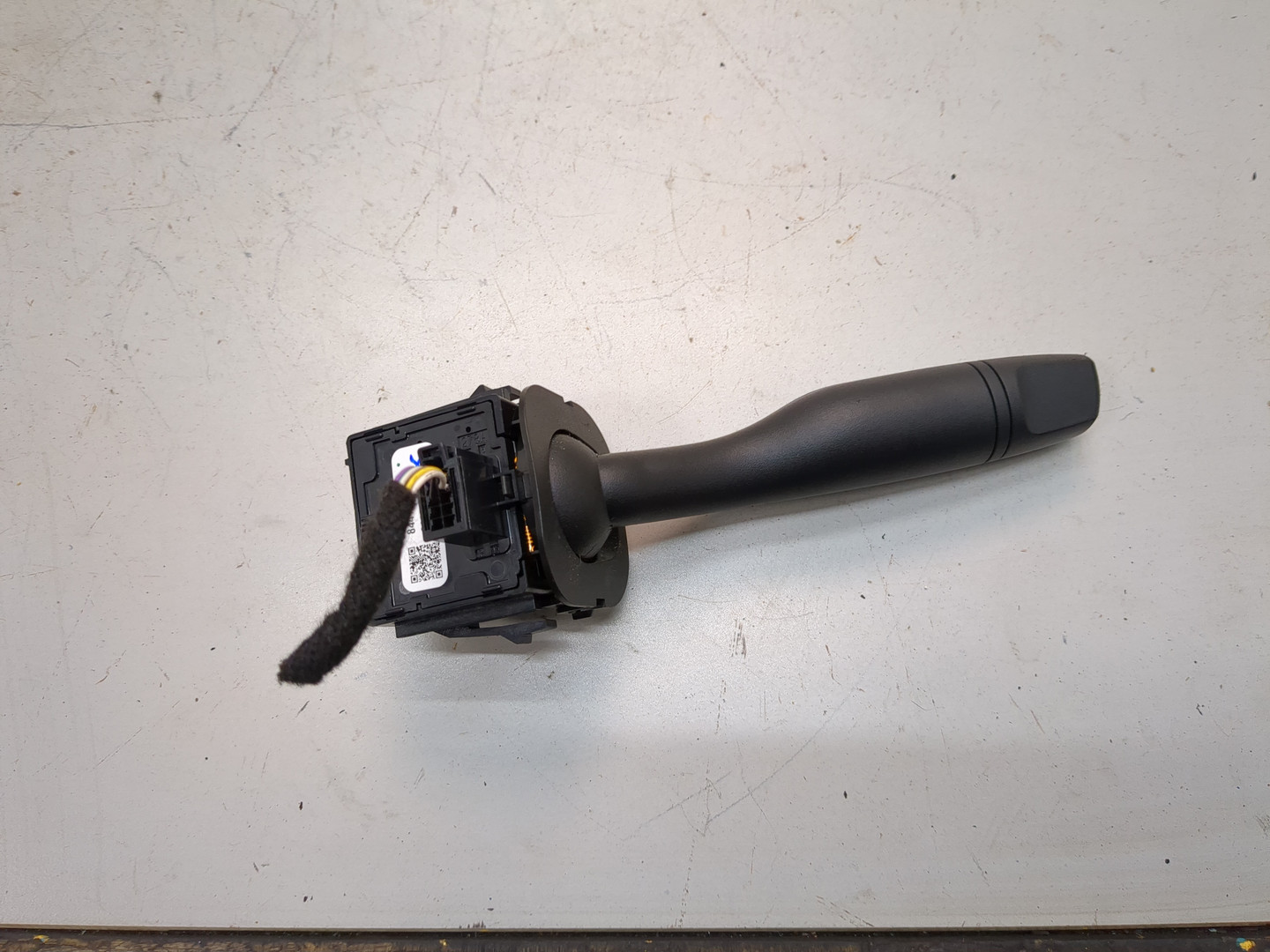 Переключатель поворотов подрулевой