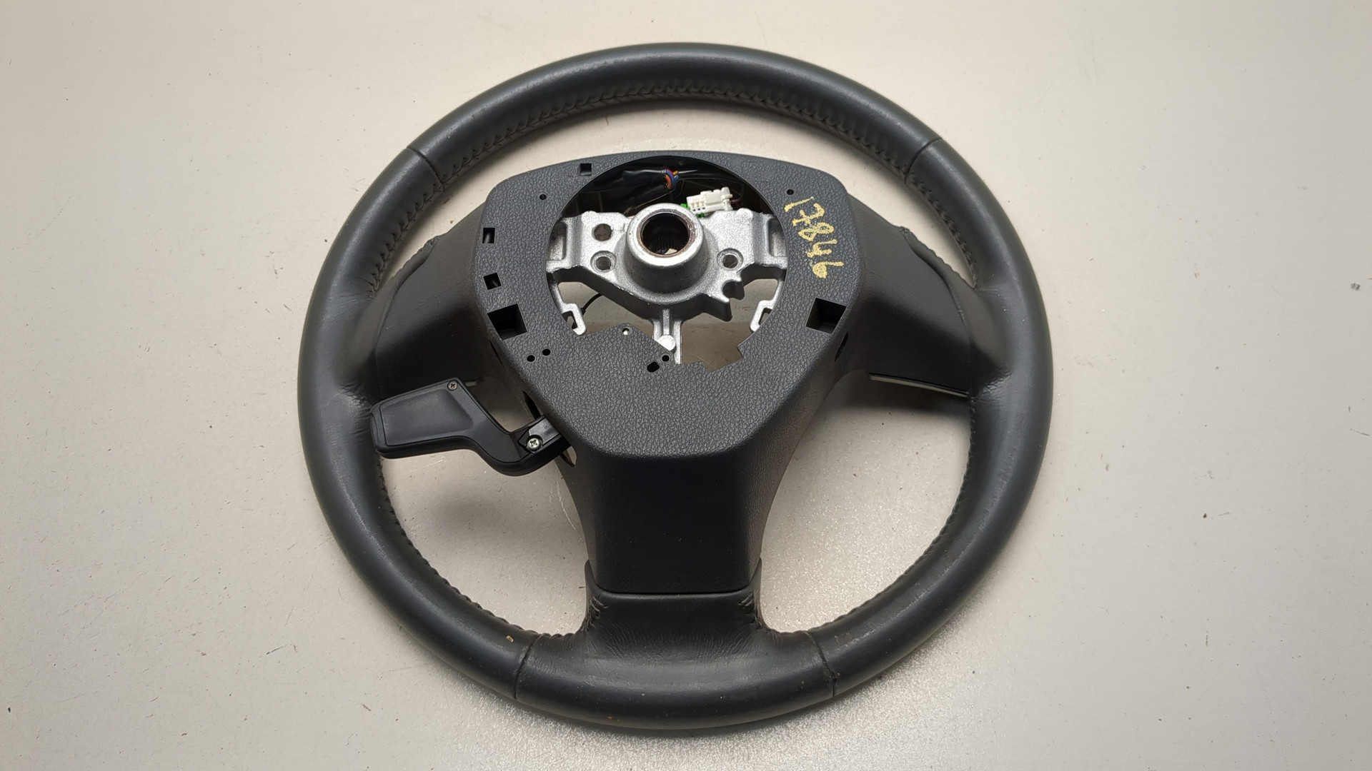 Рулевое колесо (руль)