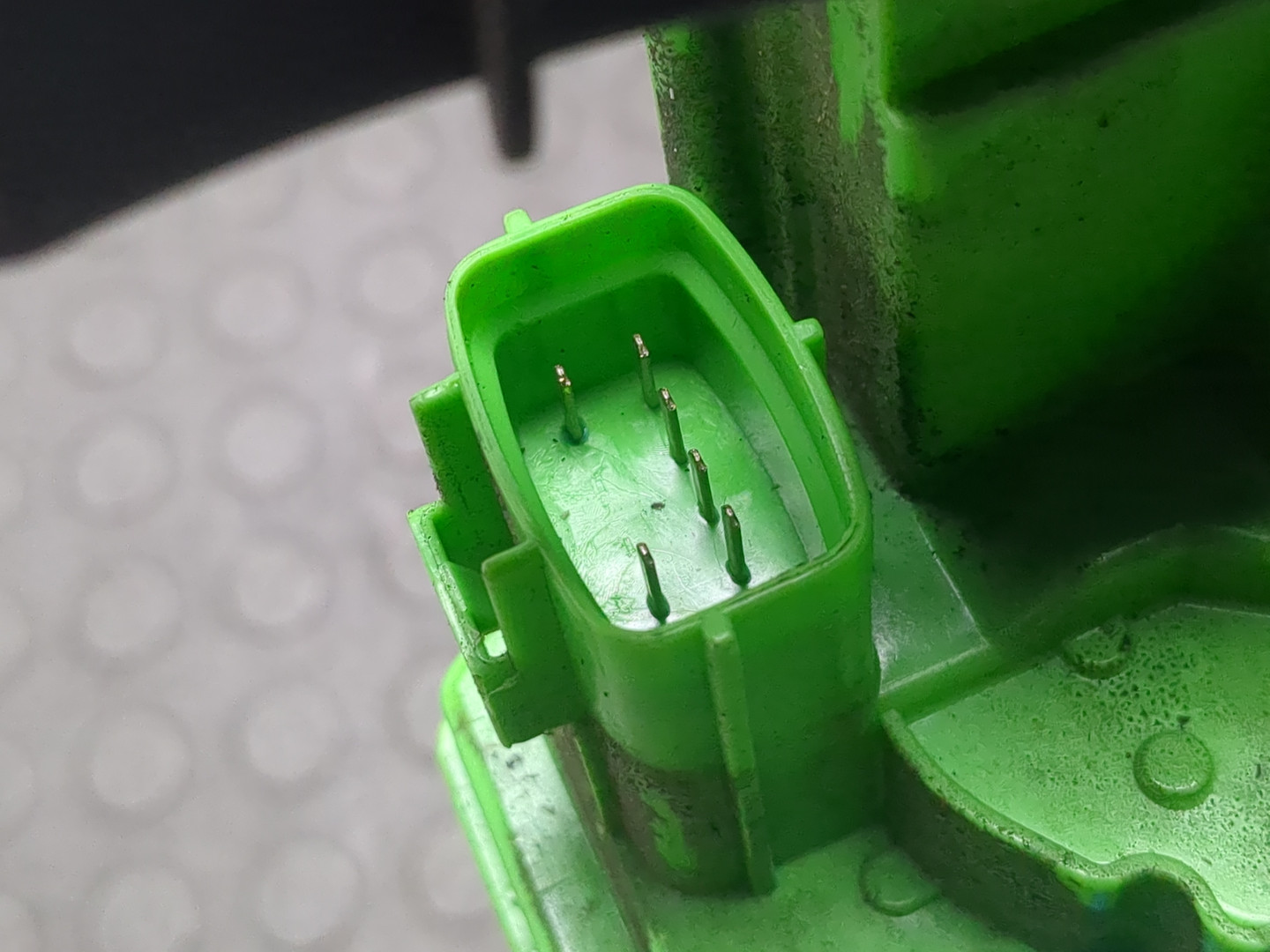 Замок двери задней правой