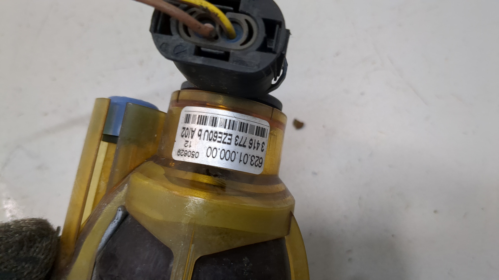 Фара противотуманная левая