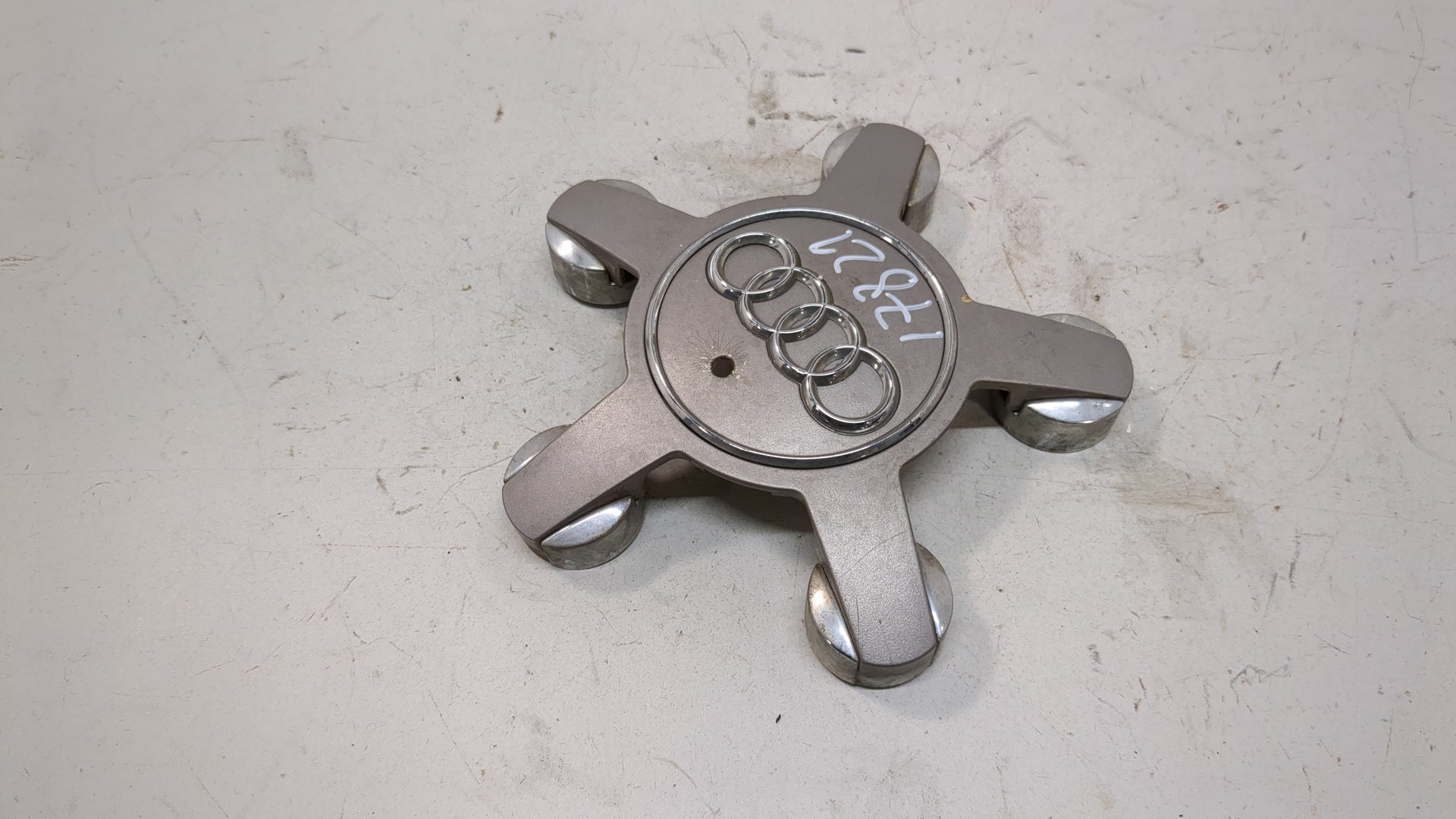 Колпак декоративный