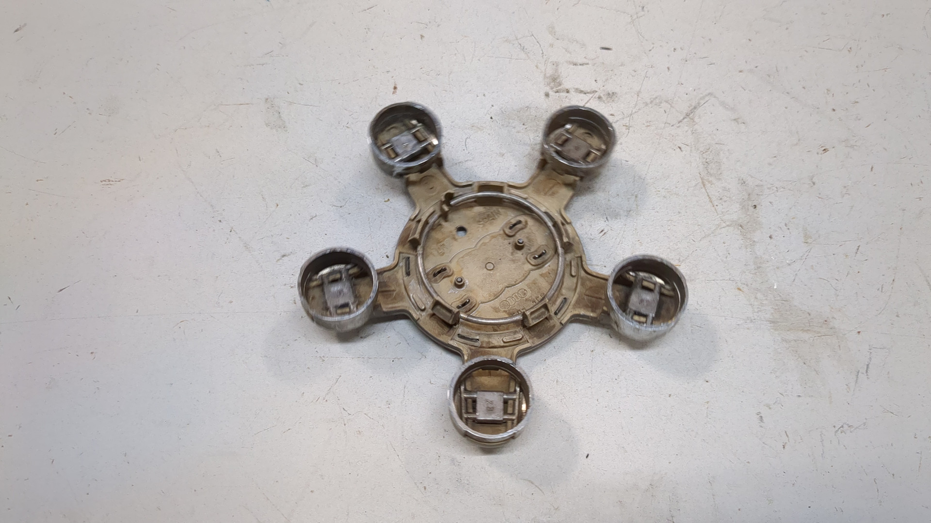 Колпак декоративный