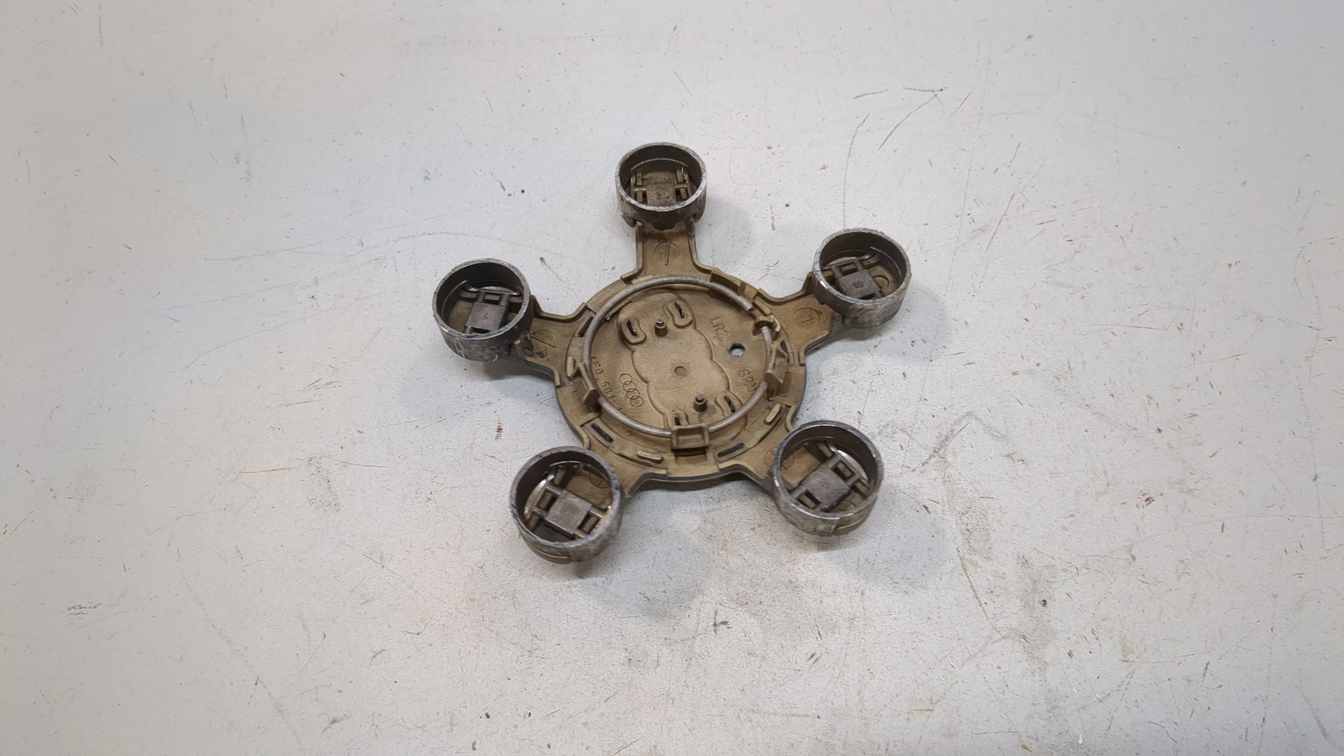 Колпак декоративный