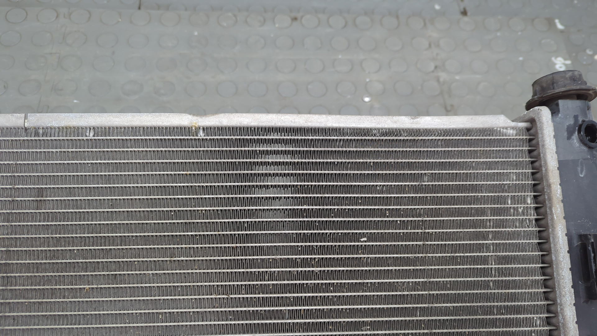 Радиатор охлаждения двигателя основной