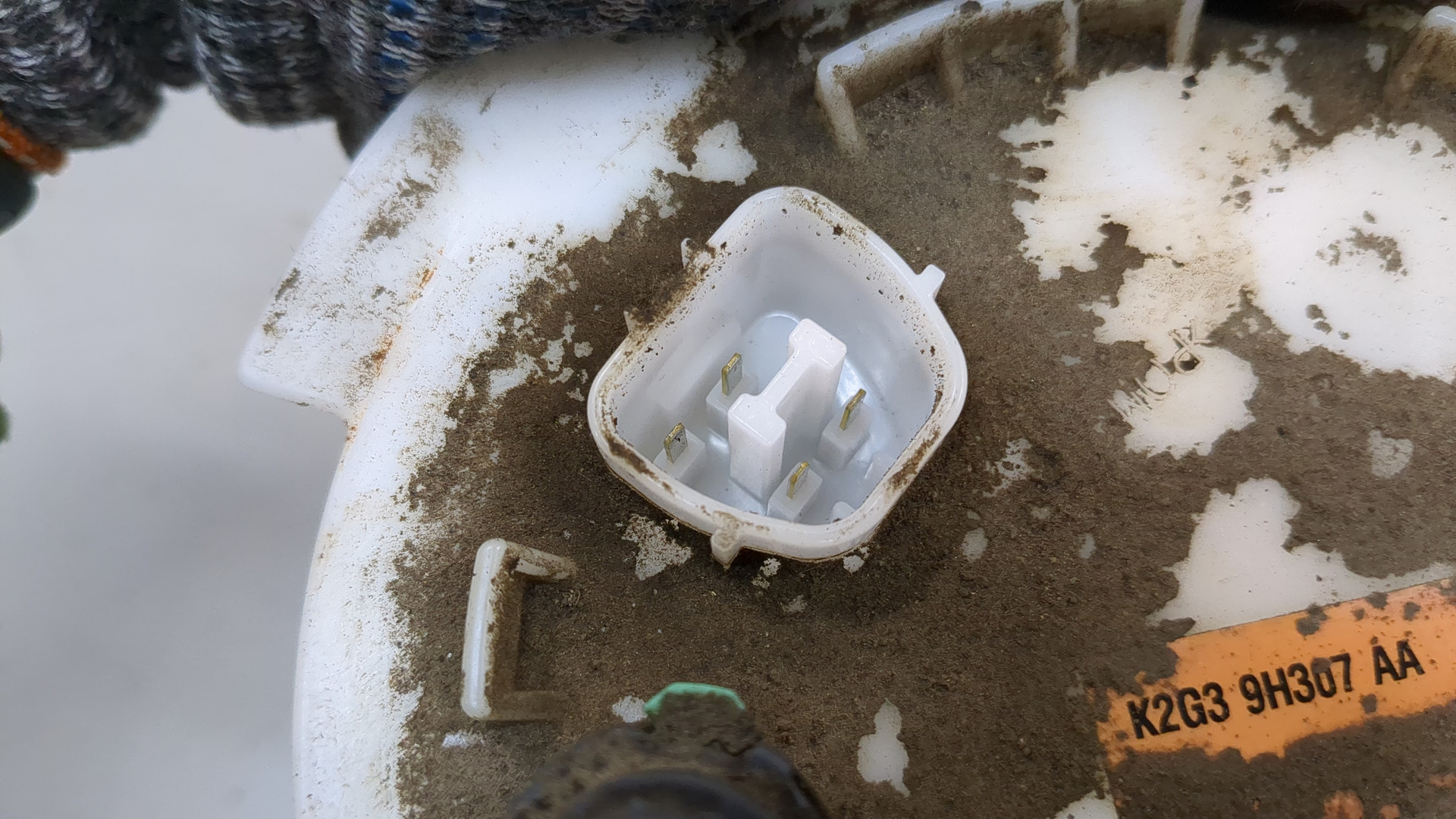 Насос топливный электрический